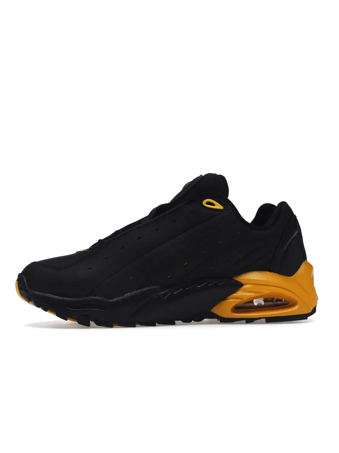 Мужские кроссовки Lifestyle с коллаборацией Nike Hot Step Air Terra Drake NOCTA Nike — изображение 3 из 4, черный/золотистый