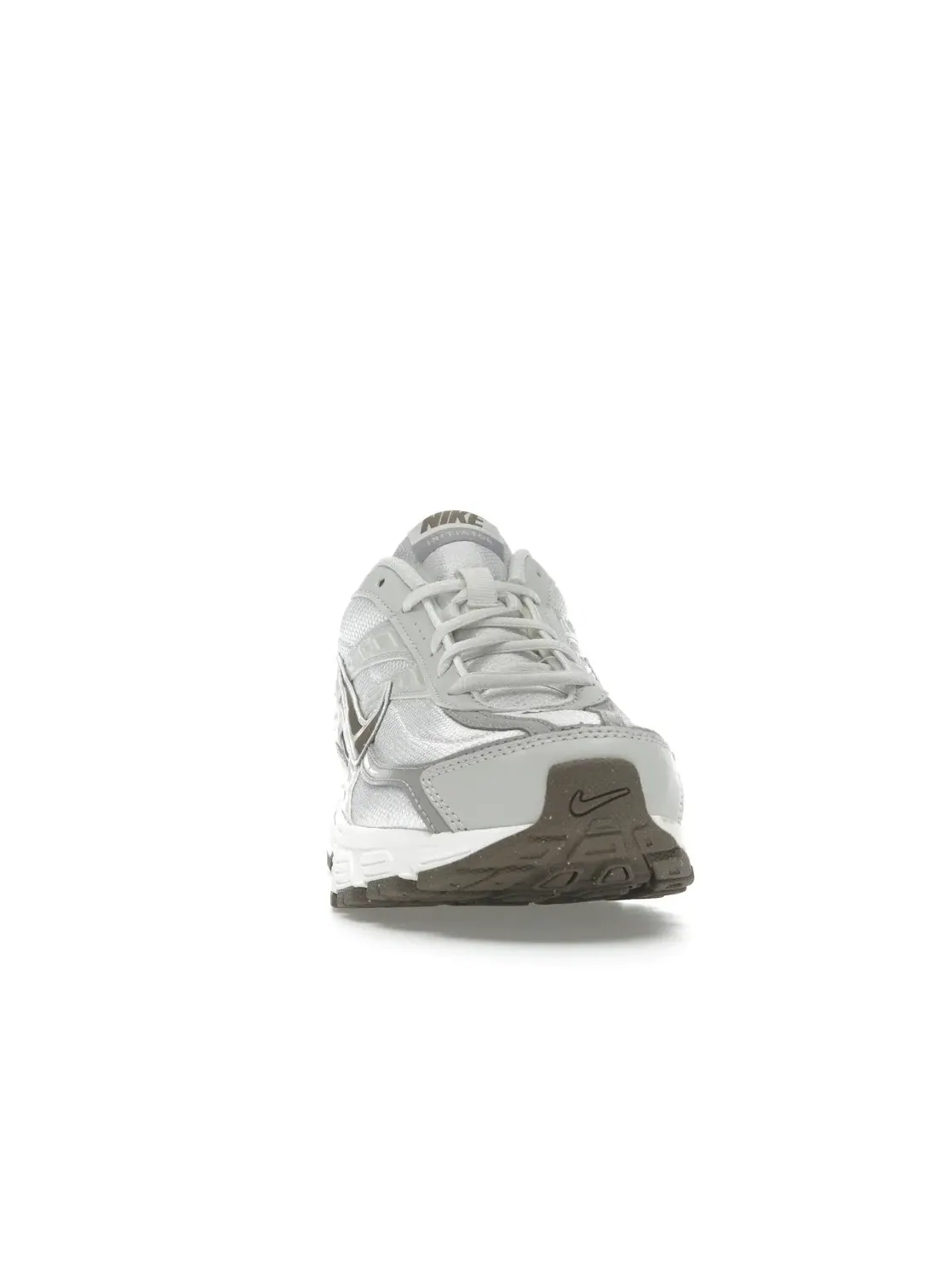 Женские кроссовки Lifestyle Nike Initiator Nike — изображение 2 из 4, светлый коричневый