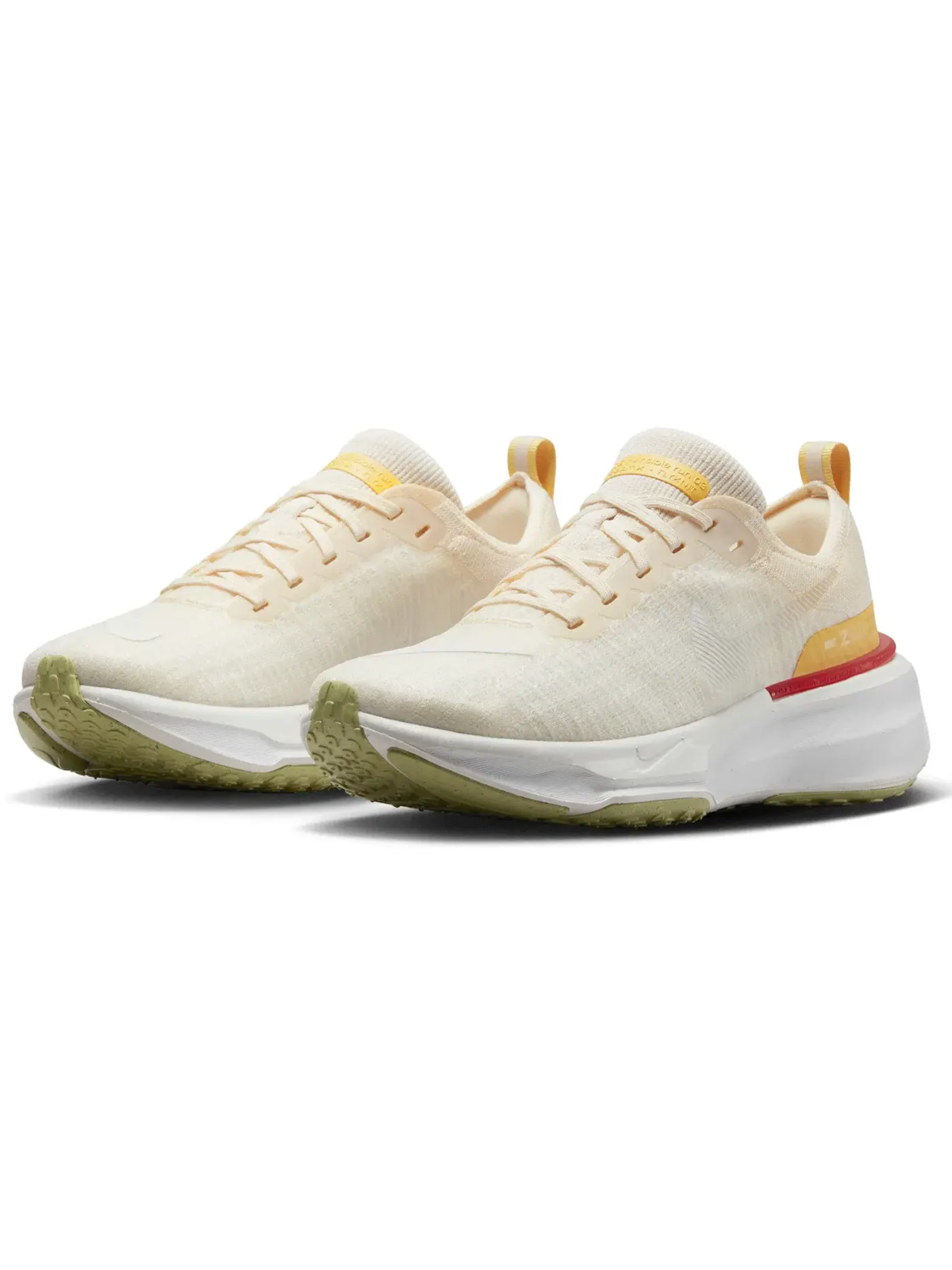 Женские кроссовки для бега с амортизацией Nike ZoomX Invincible Run 3 — изображение 2 из 5