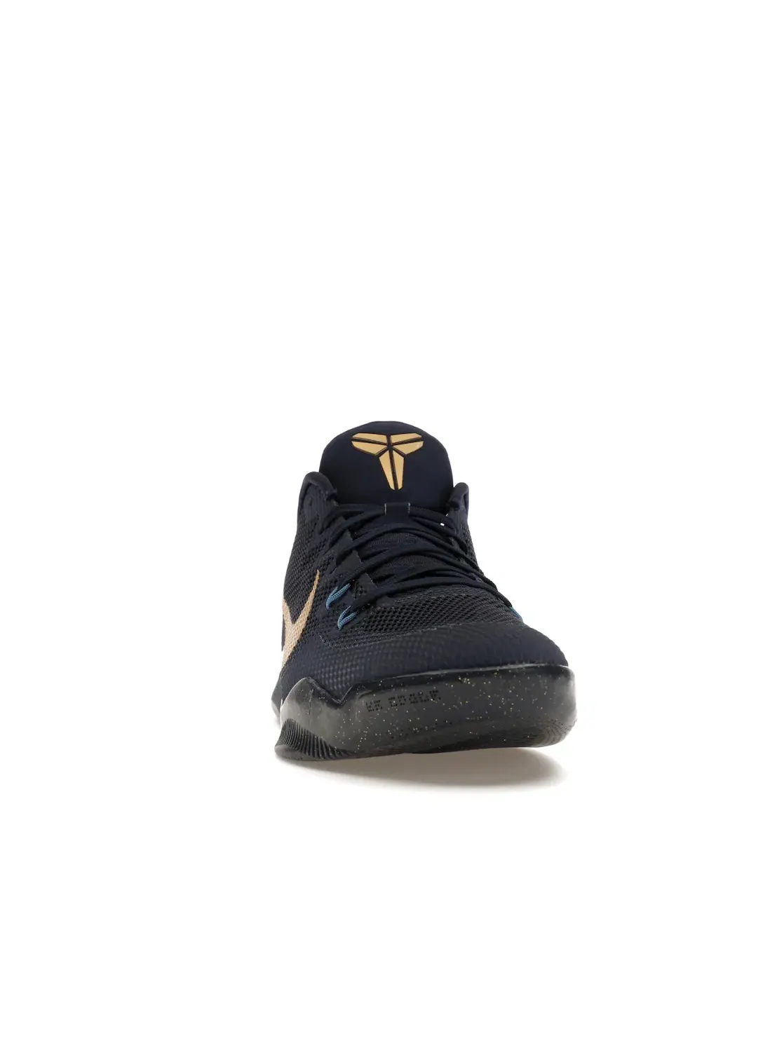 Мужские кроссовки для баскетбола Nike Kobe 11 EM Low — изображение 2 из 4