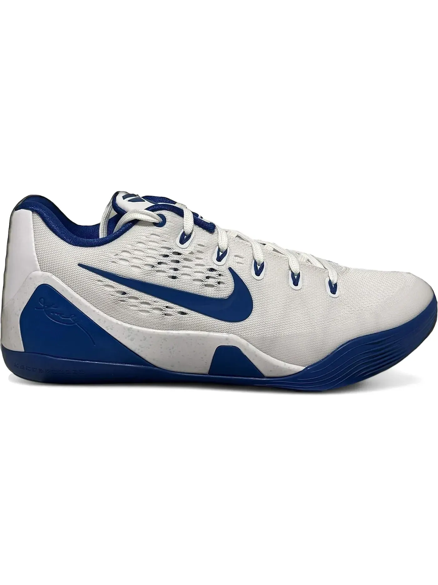 Мужские кроссовки для баскетбола Nike Kobe 9 EM Low Protro — изображение 1 из 1, белый