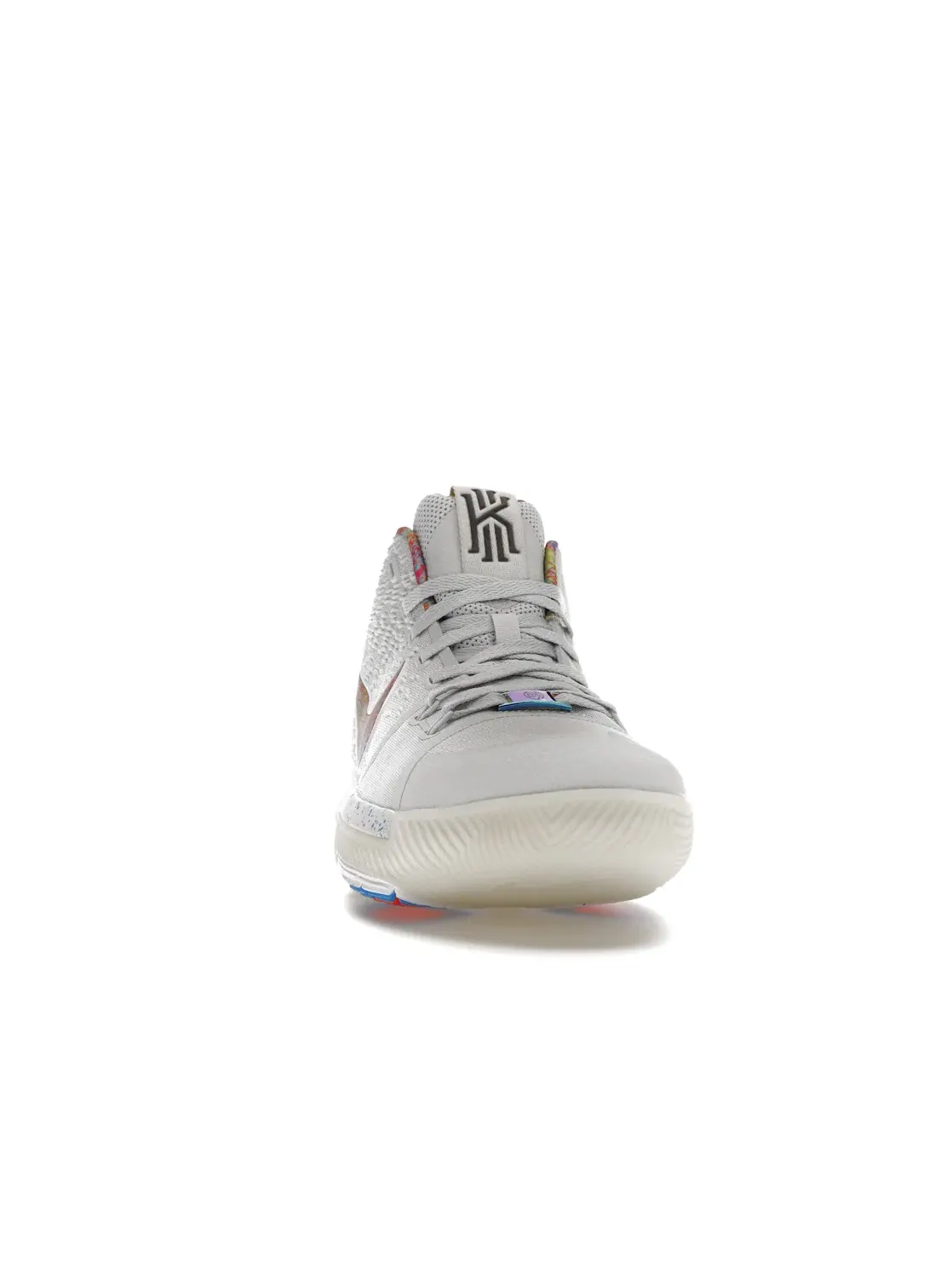 Мужские кроссовки с высокими характеристиками Nike Kyrie 3 — изображение 2 из 4