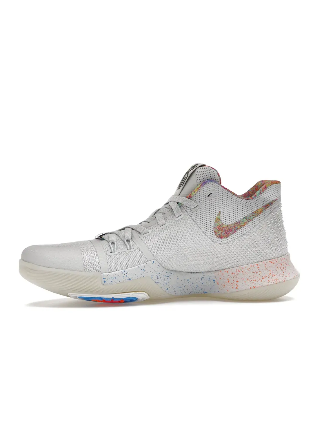 Мужские кроссовки с высокими характеристиками Nike Kyrie 3 — изображение 3 из 4