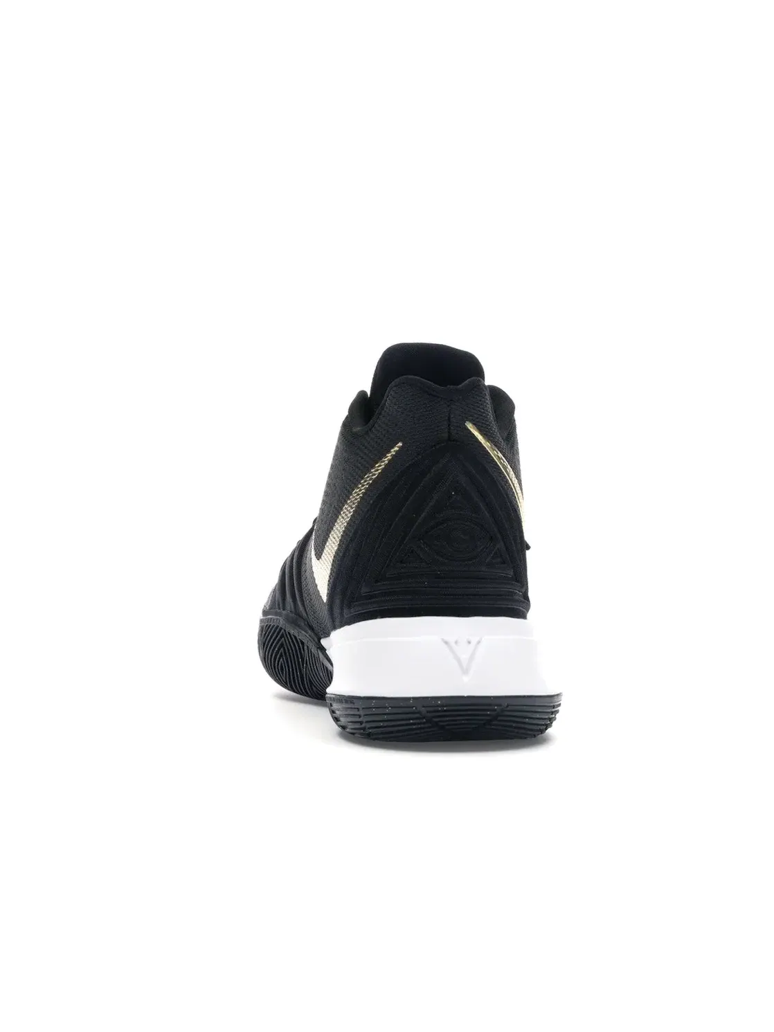 Мужские баскетбольные кроссовки с инновационной амортизацией Nike Kyrie 5 — изображение 4 из 4