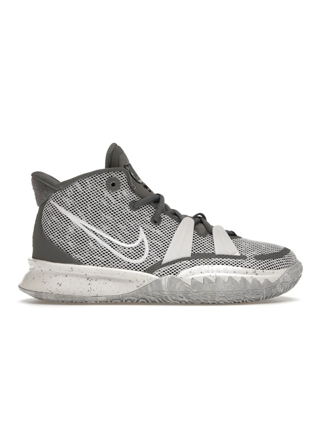 Детские кроссовки для баскетбола Nike Kyrie 7 SE — изображение 1 из 4