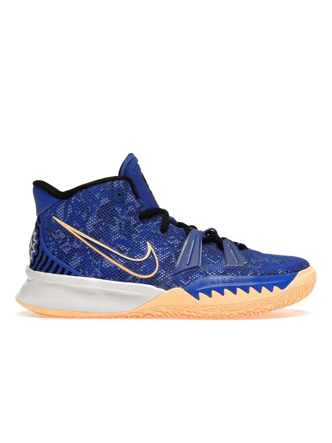 Детские кроссовки для мальчиков баскетбольные Nike Kyrie 7 Nike — изображение 1 из 4, черный белый