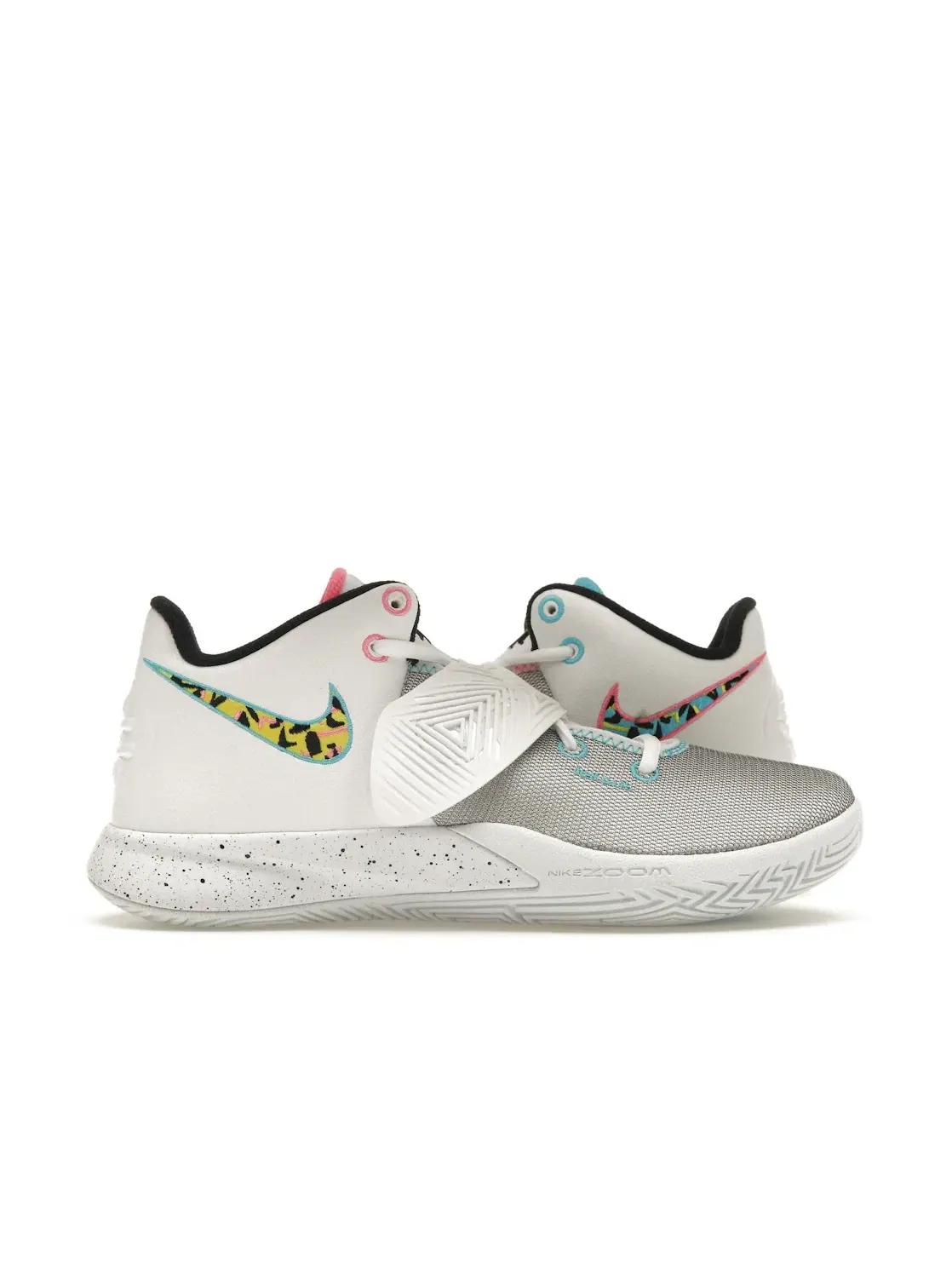 Мужские баскетбольные кроссовки с кроссовочной системой Nike Kyrie Flytrap 3 Nike — изображение 1 из 4