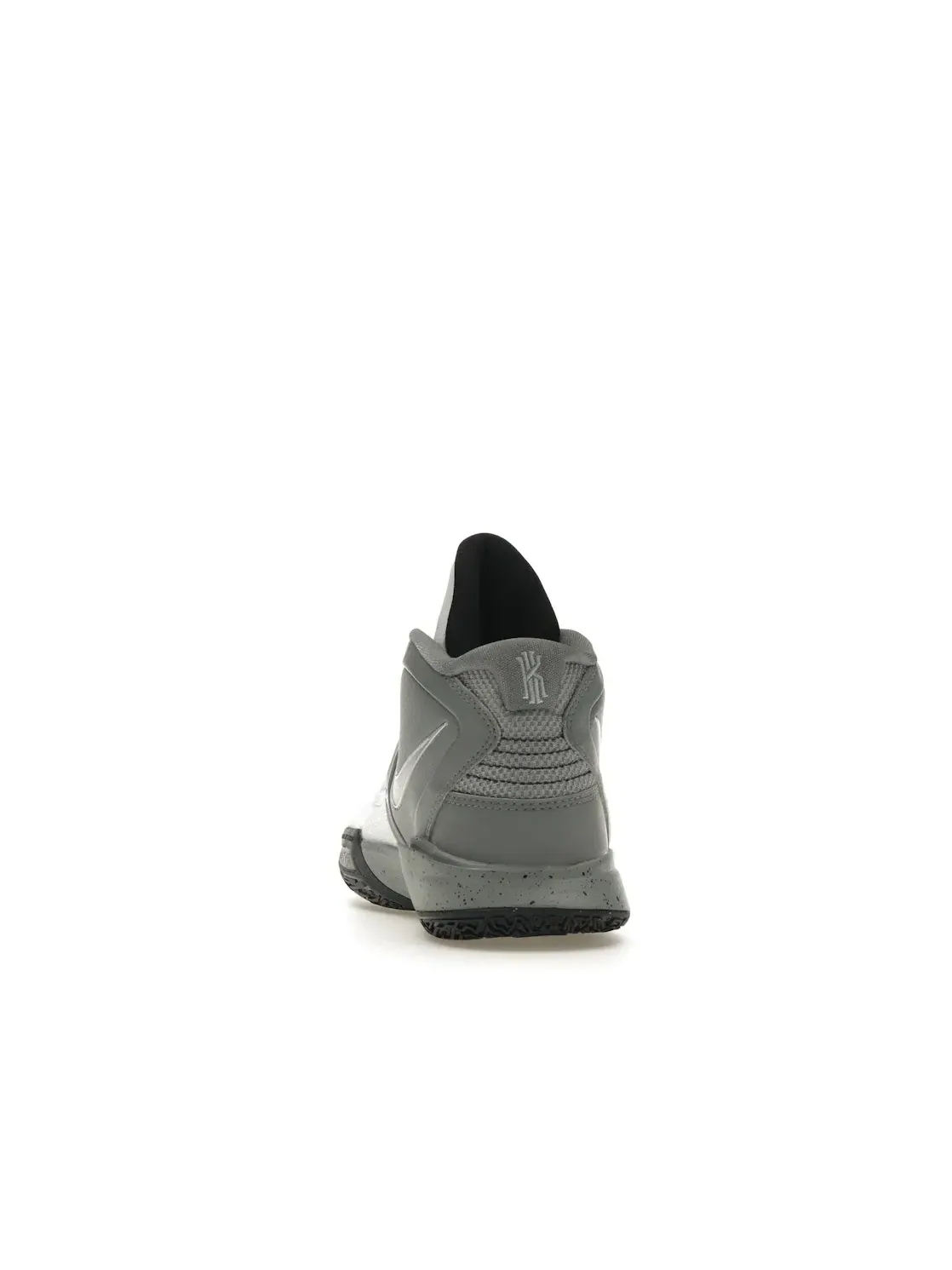 Детские кроссовки для баскетбола Nike Kyrie Infinity SE Nike — изображение 4 из 4, белый/серый/черный