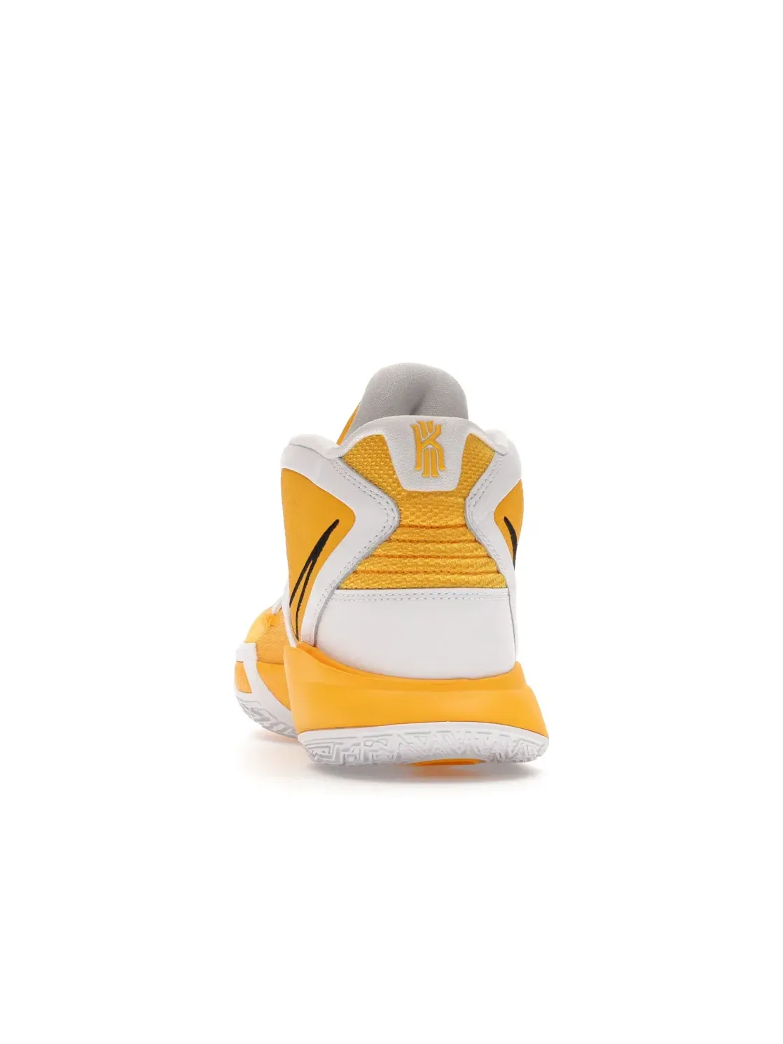 Мужские кроссовки для баскетбола Nike Kyrie Infinity TB Nike — изображение 4 из 4, золотистый/белый/черный