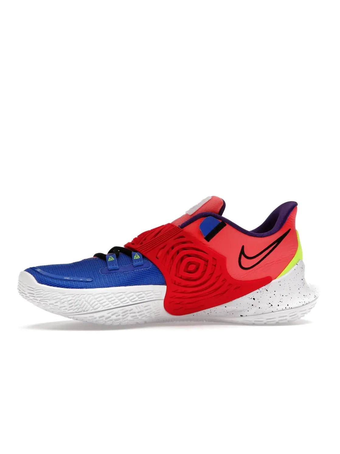 Мужские кроссовки с дизайном Nike Kyrie Low 3 Nike — изображение 3 из 4, белый-черный
