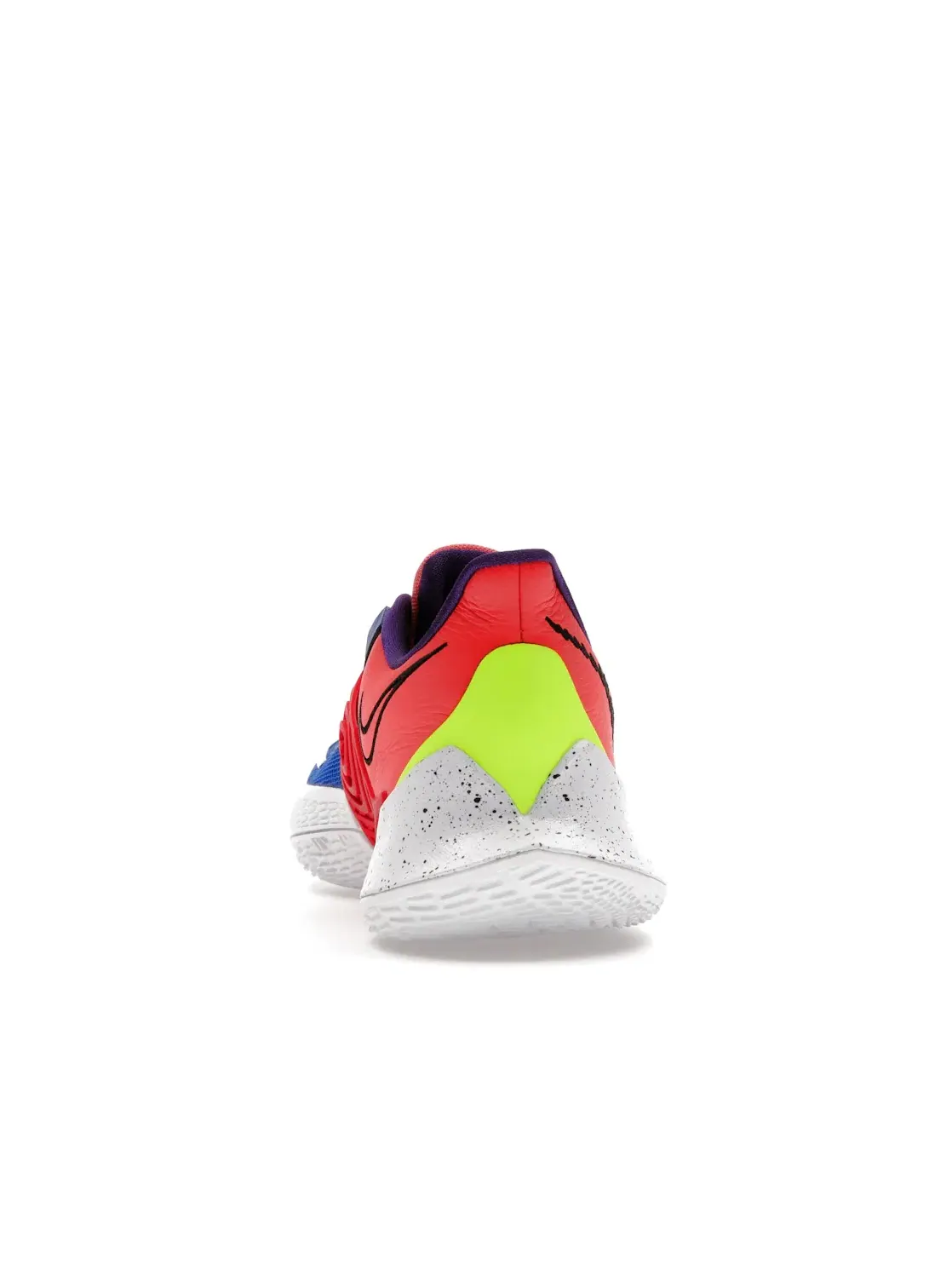 Мужские кроссовки с дизайном Nike Kyrie Low 3 Nike — изображение 4 из 4, белый-черный