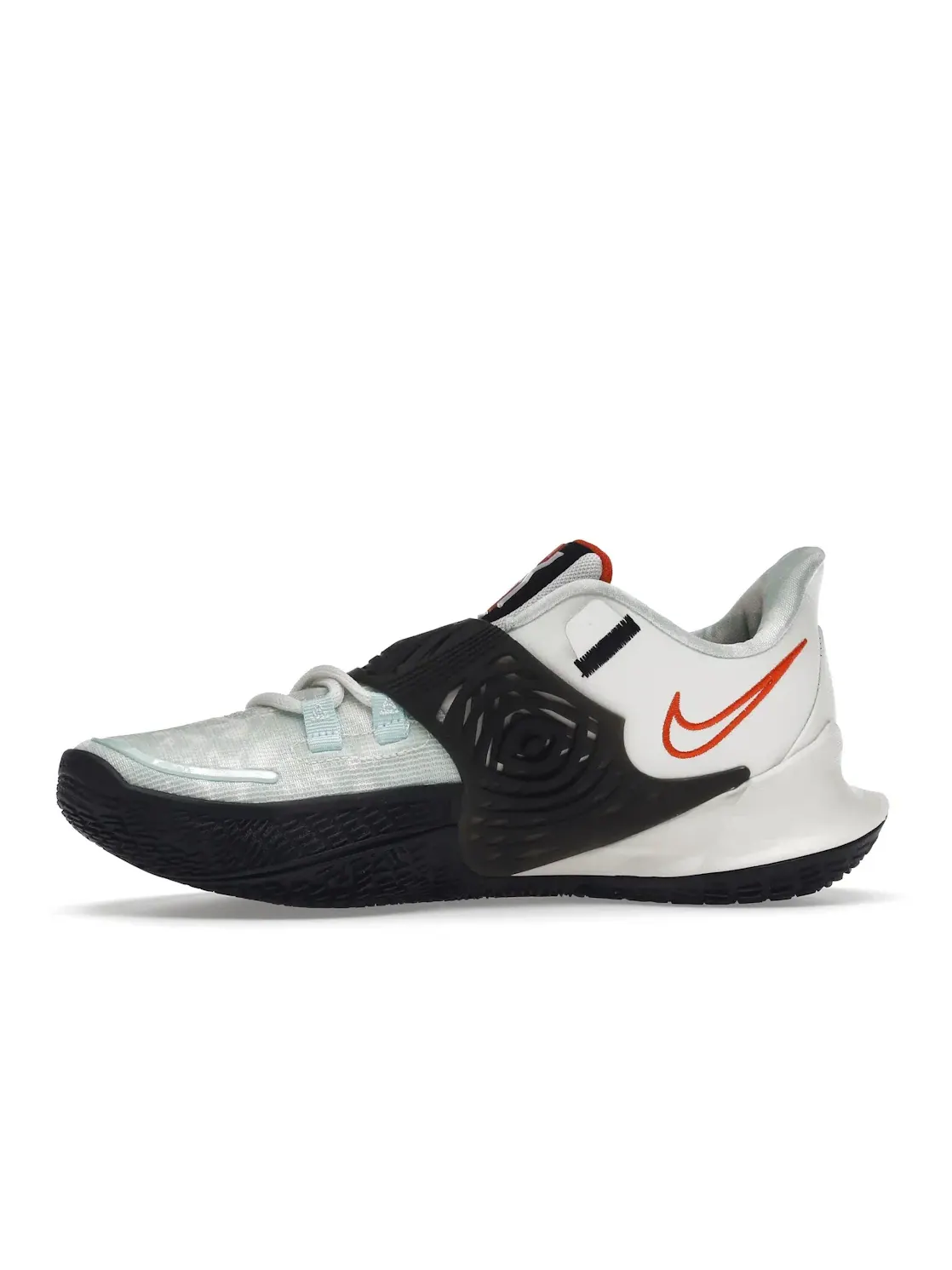 Мужские баскетбольные кроссовки Nike Kyrie Low 3 — изображение 3 из 4, черный/оранжевый