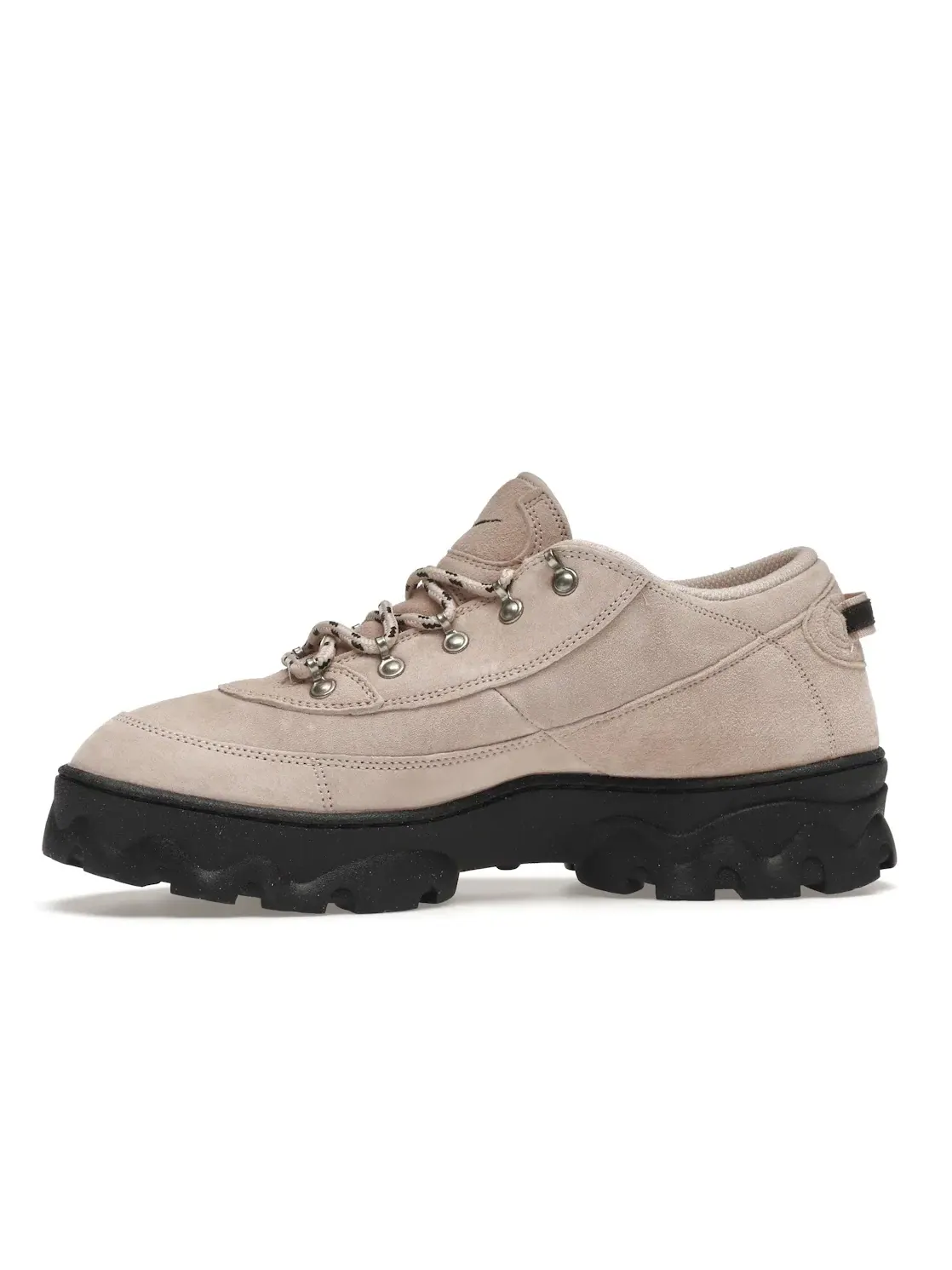 Женские кроссовки с замшевым верхом Nike Lahar Low — изображение 3 из 4, черный-оранжевый