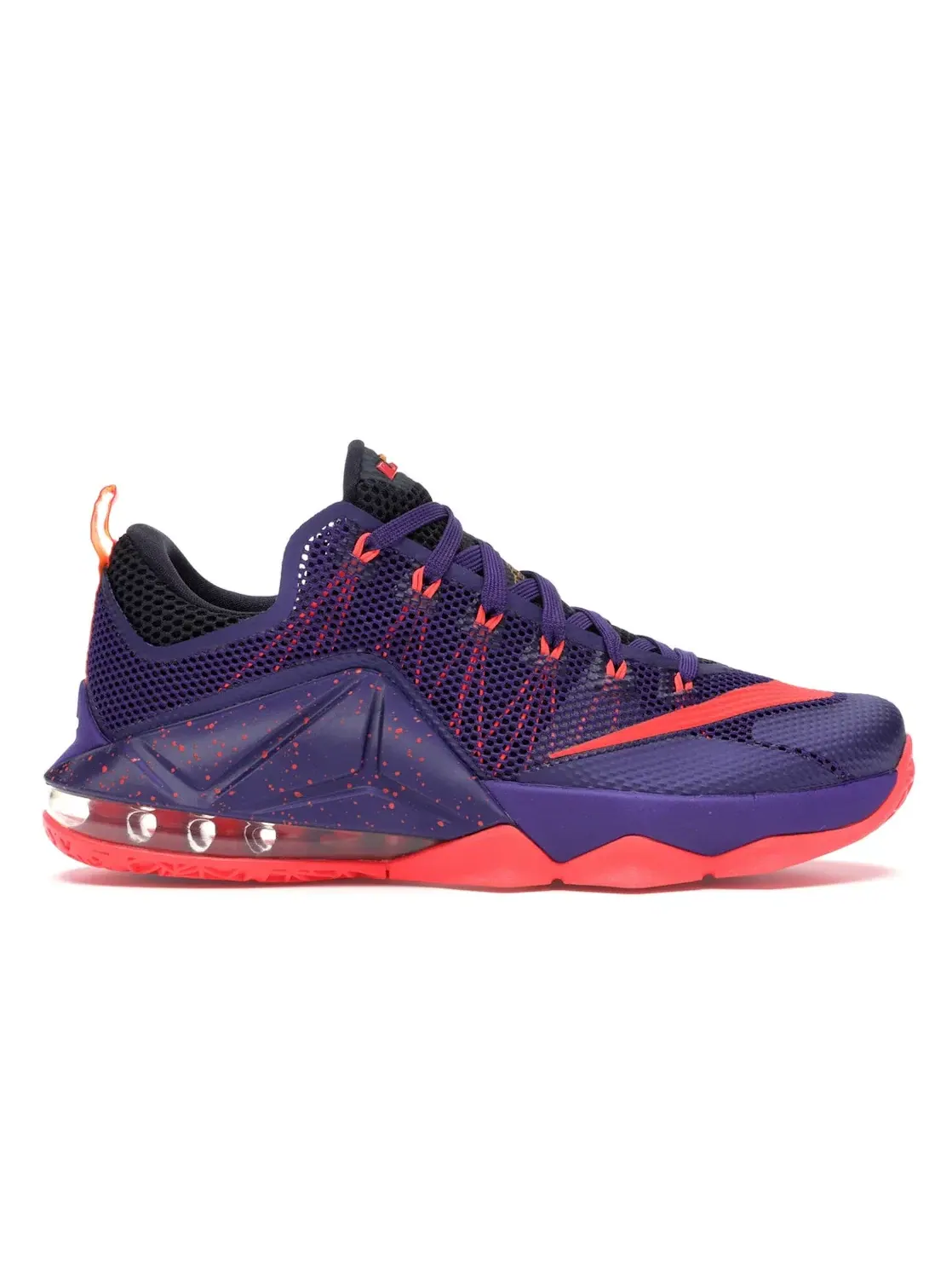 Мужские кроссовки для баскетбола Nike LeBron 12 Low — изображение 1 из 4