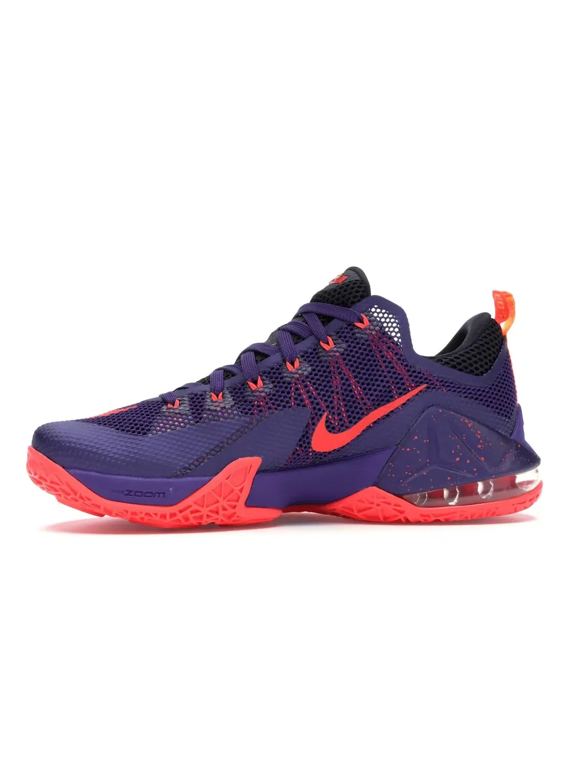 Мужские кроссовки для баскетбола Nike LeBron 12 Low — изображение 3 из 4