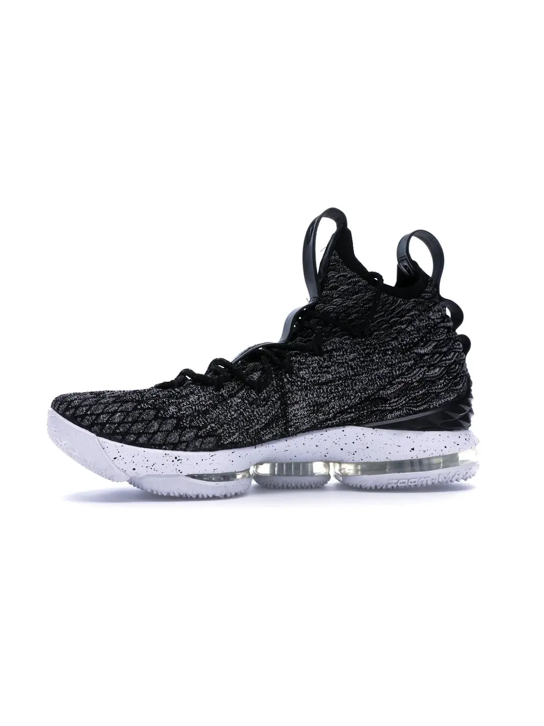 Мужские кроссовки с эволюционным Flyknit Nike LeBron 15 — изображение 3 из 4, черный/белый-белый