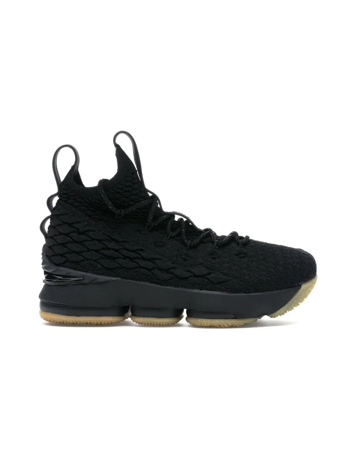 Детские кроссовки для баскетбола Nike LeBron 15 — изображение 1 из 4