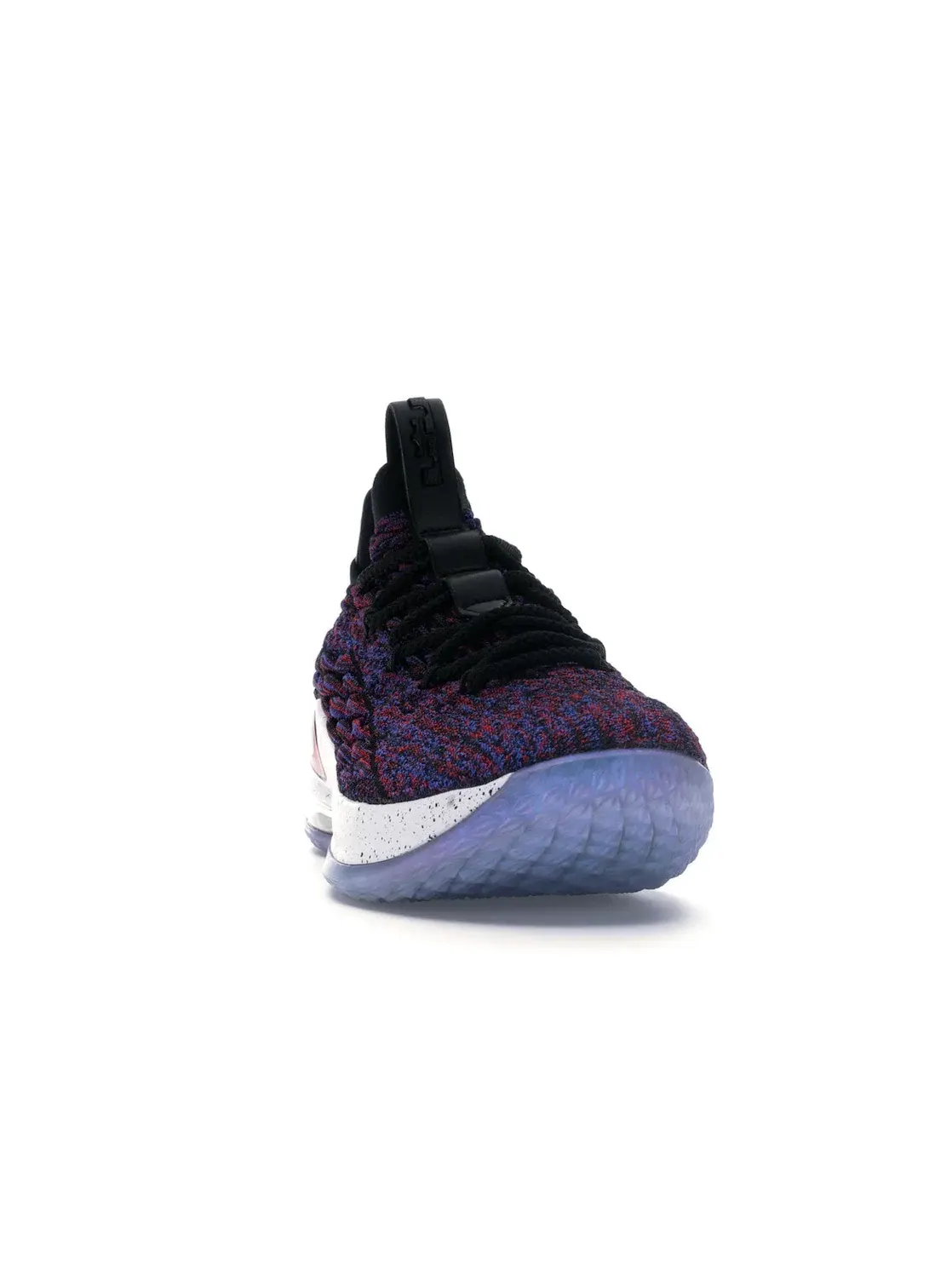 Мужские кроссовки для баскетбола Nike LeBron 15 Low — изображение 2 из 4