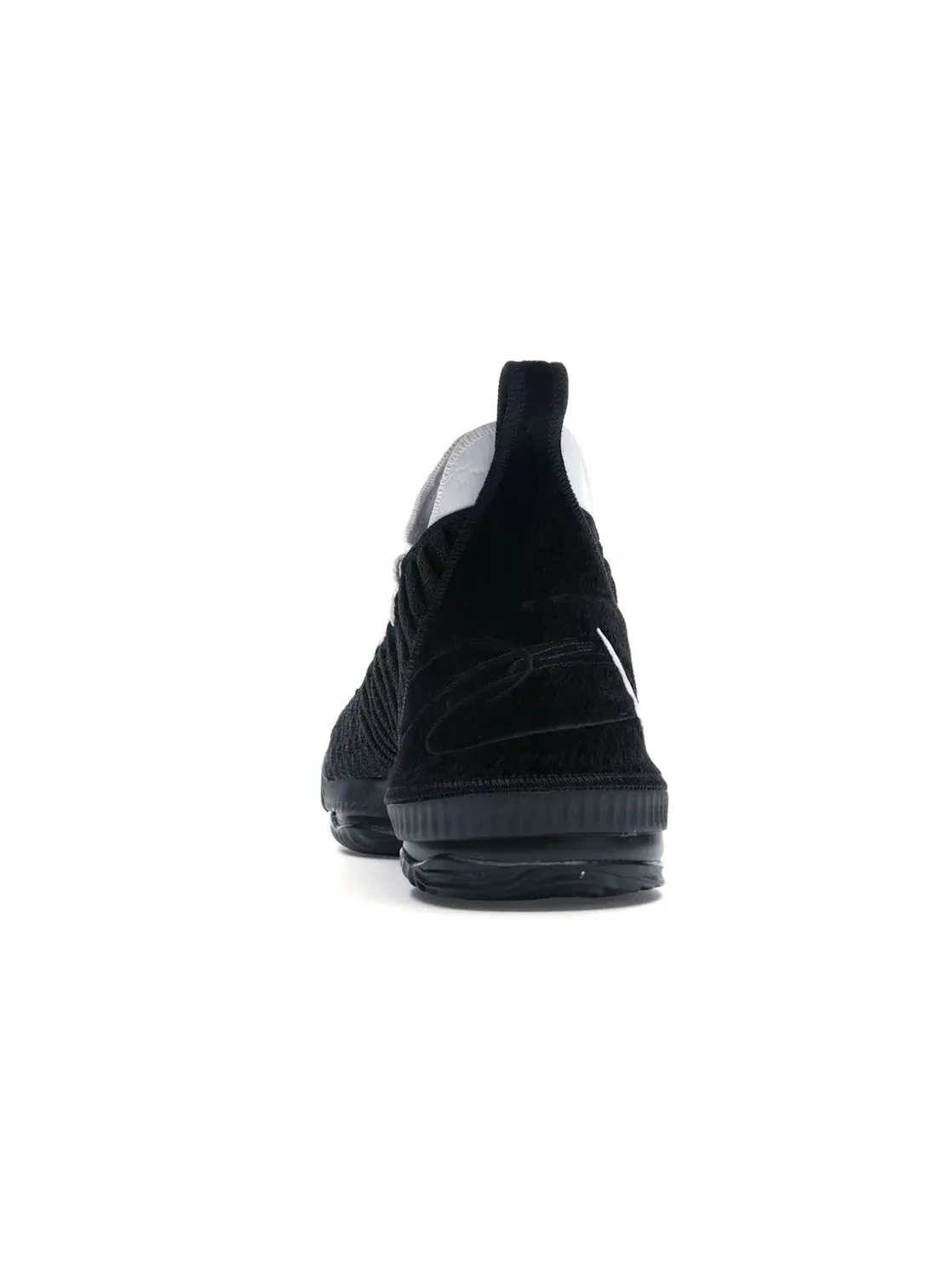 Мужские баскетбольные кроссовки с комбинированной амортизацией Nike LeBron 16 — изображение 4 из 4, черный/белый-черный