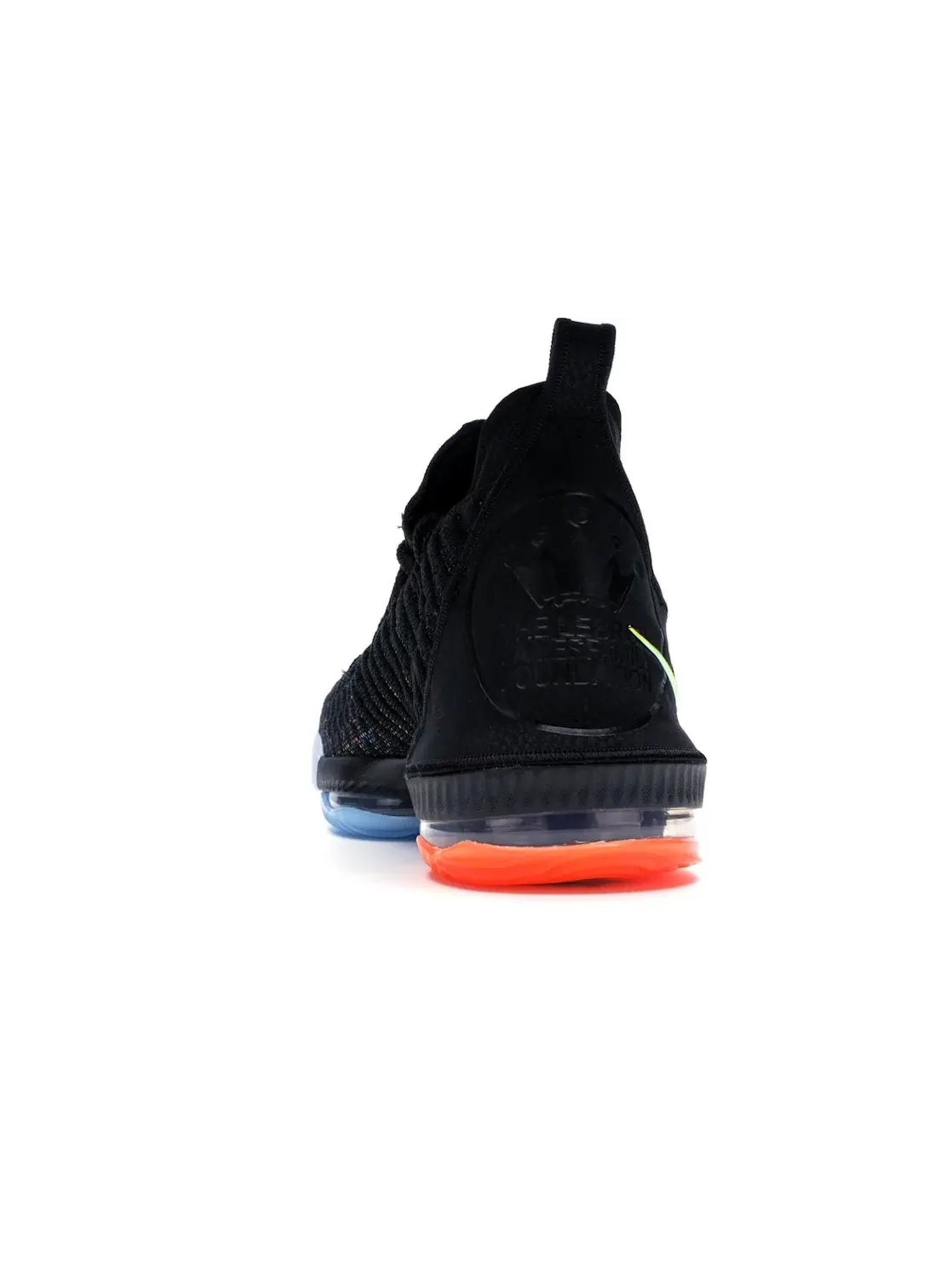 Мужские кроссовки с яркими акцентами Nike LeBron 16 Nike — изображение 4 из 4