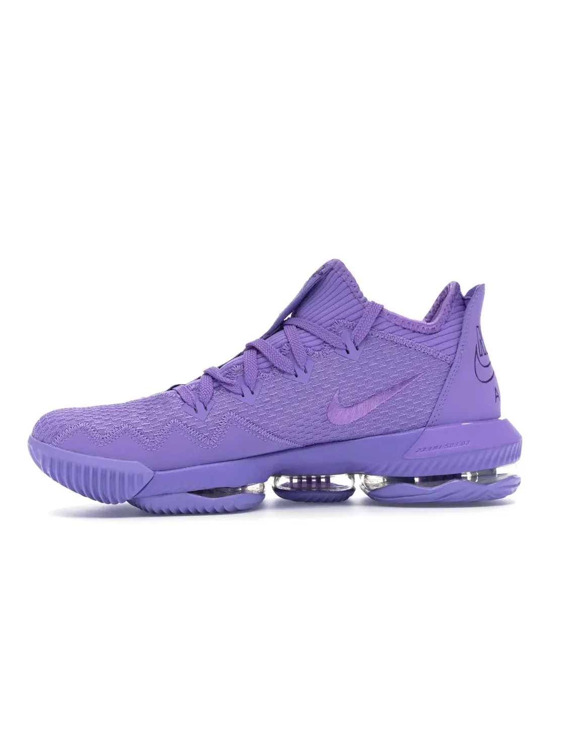 Мужские кроссовки с ярким дизайном Nike LeBron 16 Low Nike — изображение 3 из 4