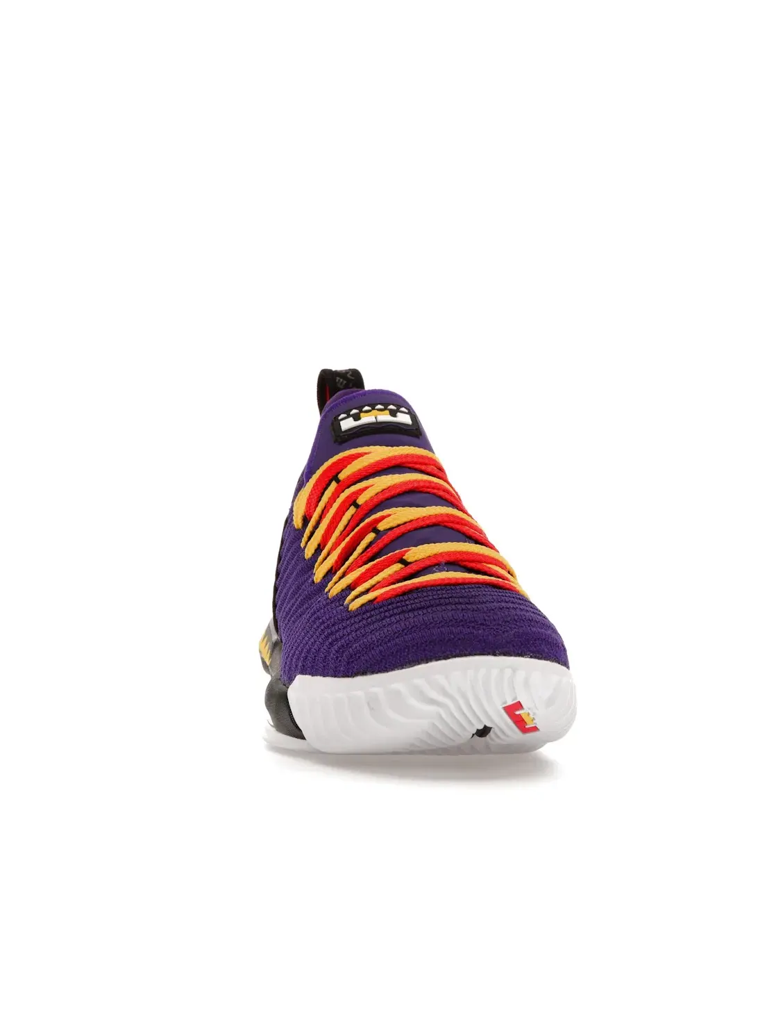 Мужские кроссовки с принтом Nike LeBron 16 — изображение 2 из 4