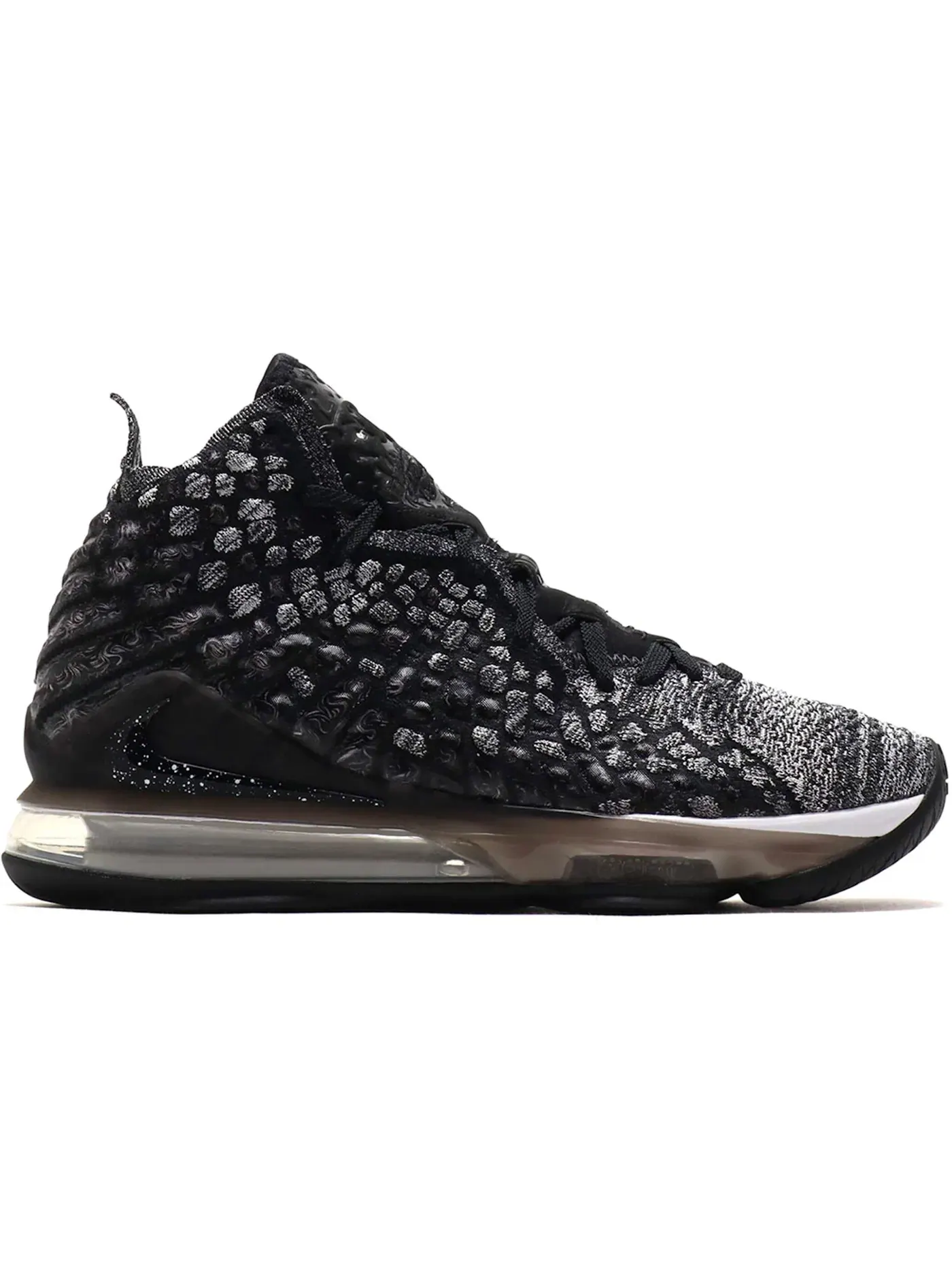 Детские кроссовки для баскетбола Nike LeBron 17 — изображение 1 из 1, черный/белый