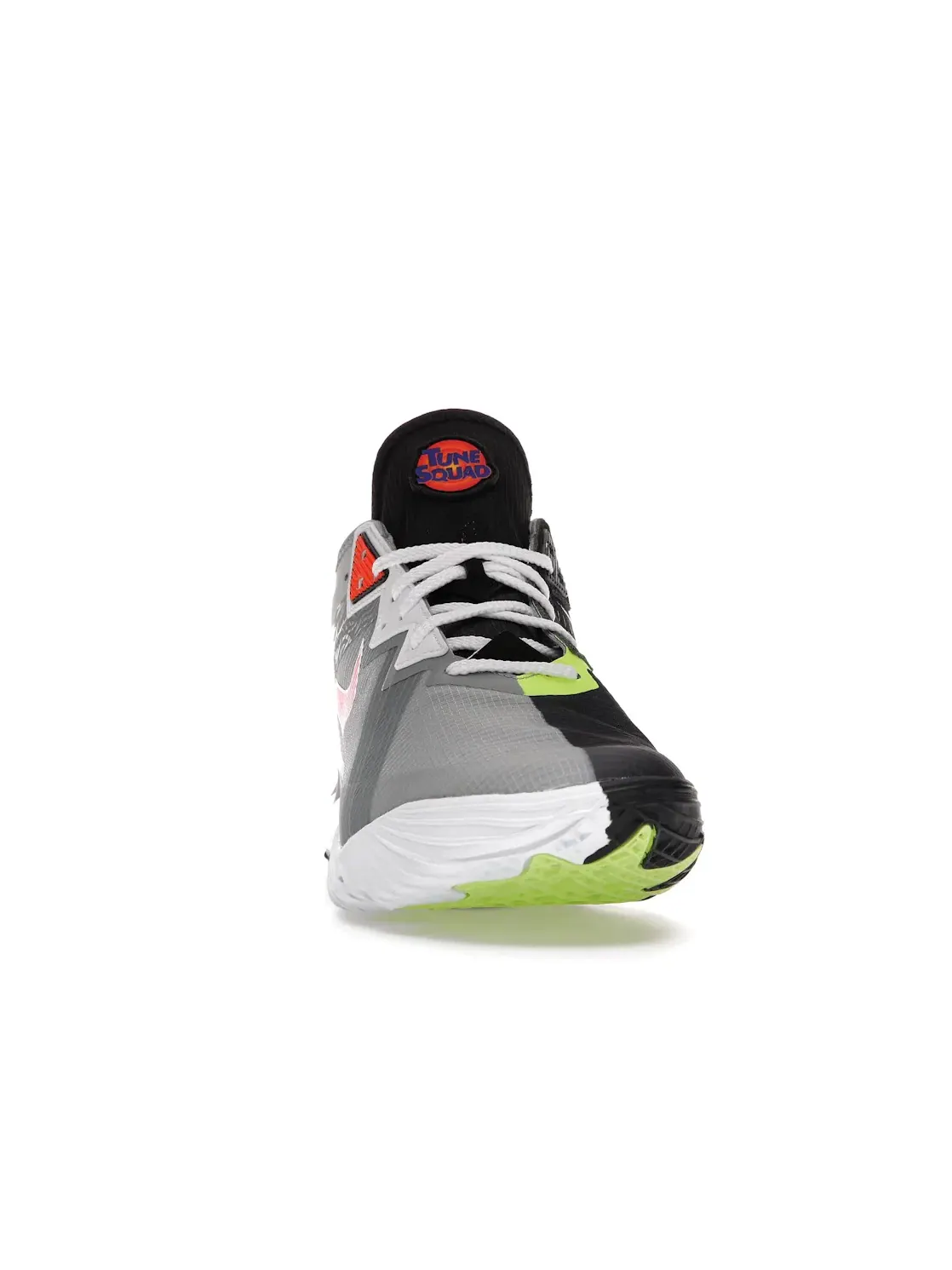 Мужские кроссовки с принтом Nike LeBron 18 Low — изображение 2 из 4