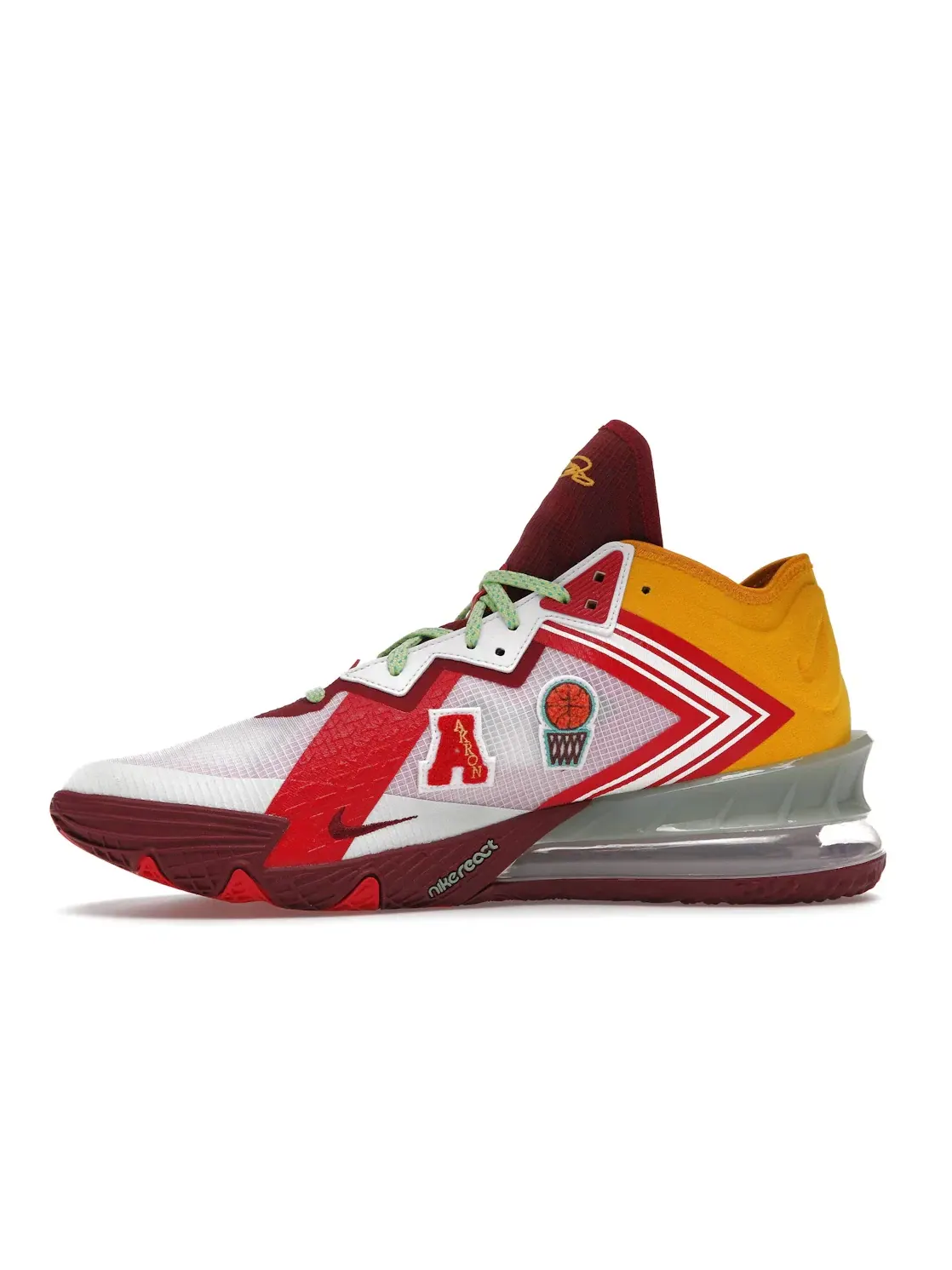 Мужские кроссовки с принтом Nike LeBron 18 Low — изображение 3 из 4, белый