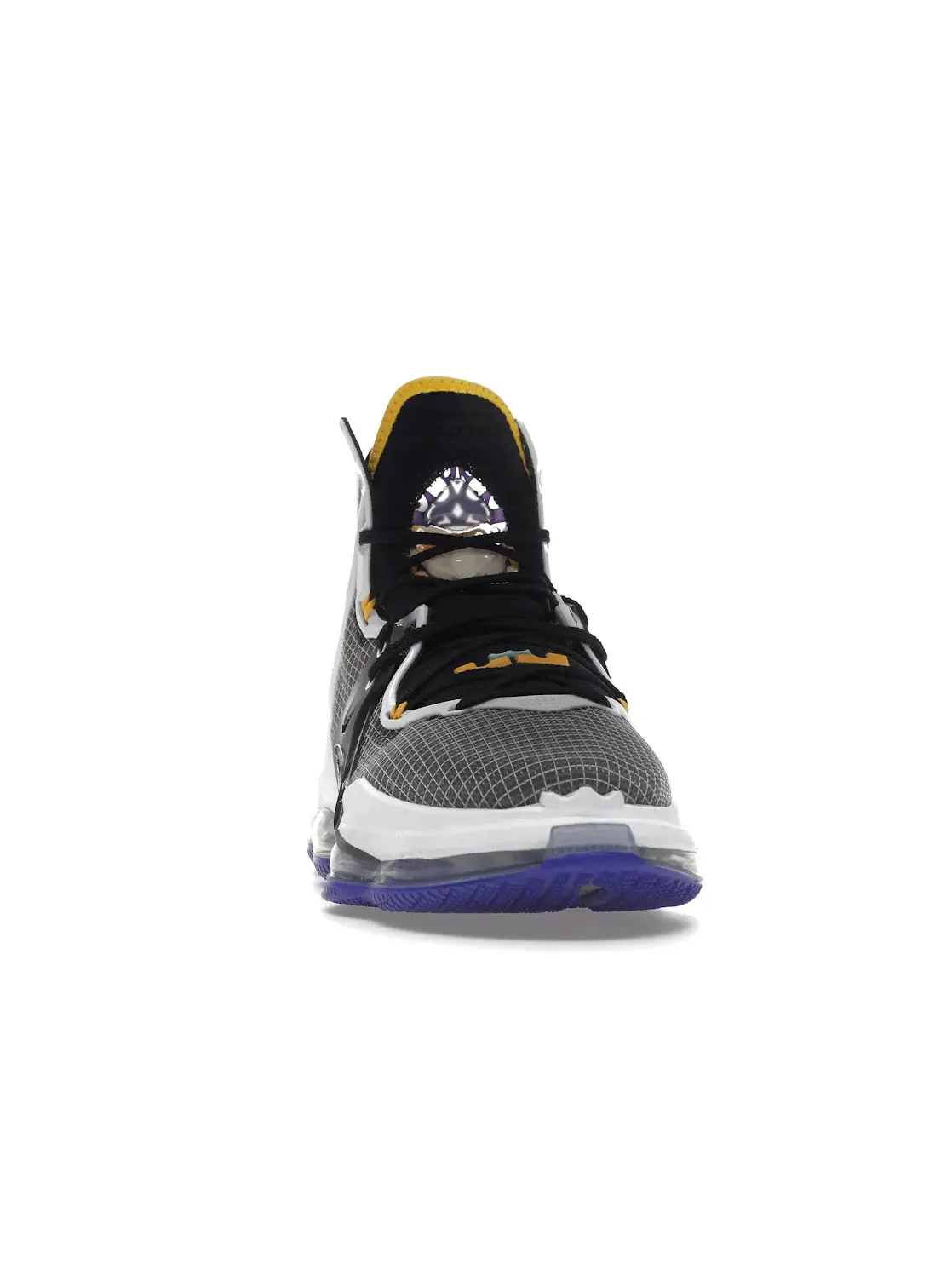 Мужские кроссовки для баскетбола Nike LeBron 19 — изображение 2 из 4