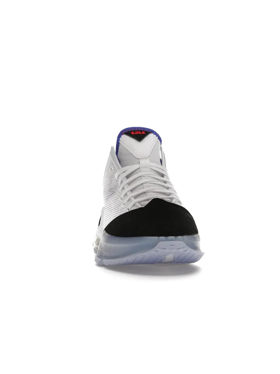 Мужские кроссовки для баскетбола Nike LeBron 19 Low — изображение 2 из 4