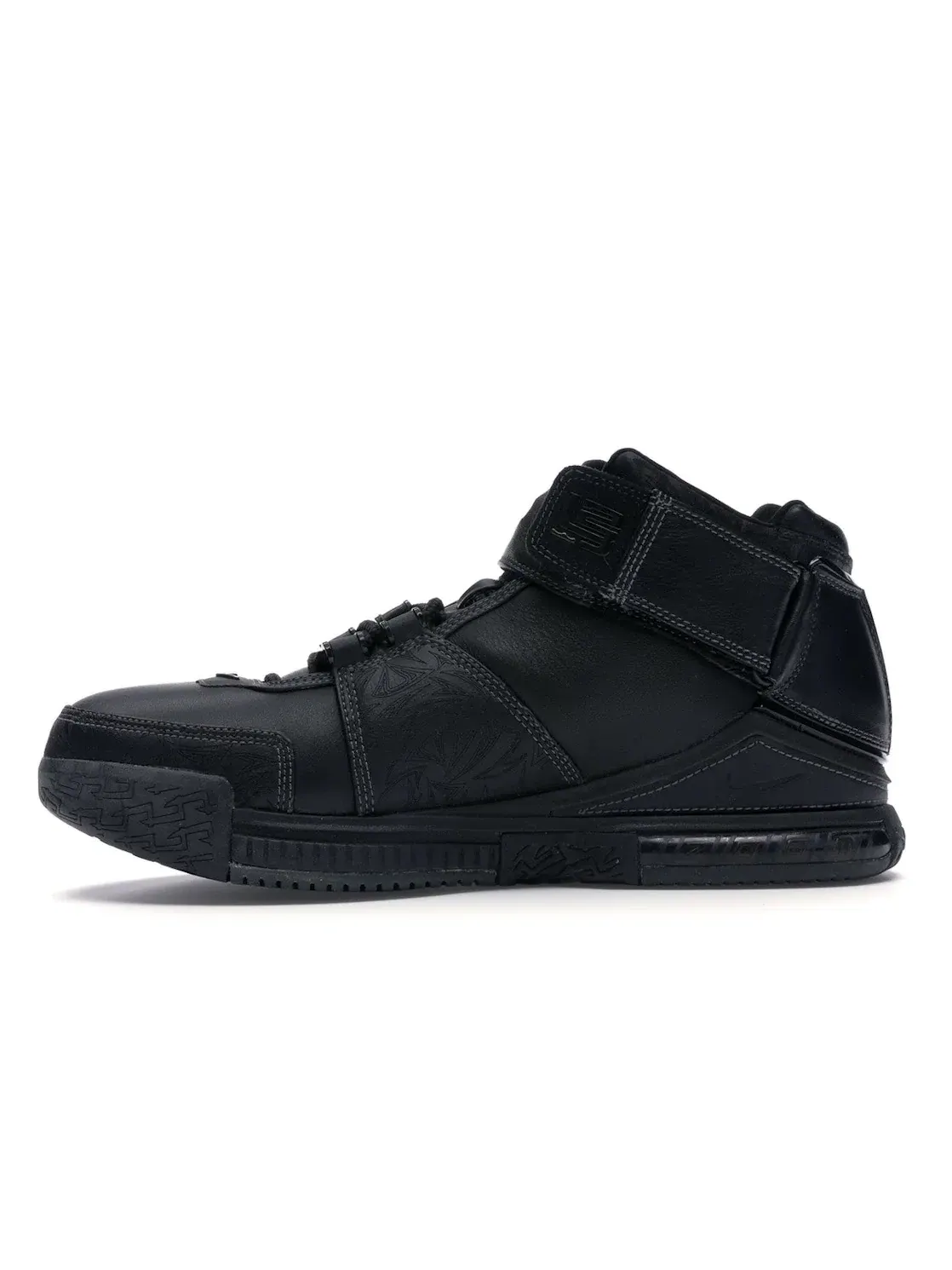 Мужские кроссовки для баскетбола Nike LeBron 2 — изображение 3 из 4