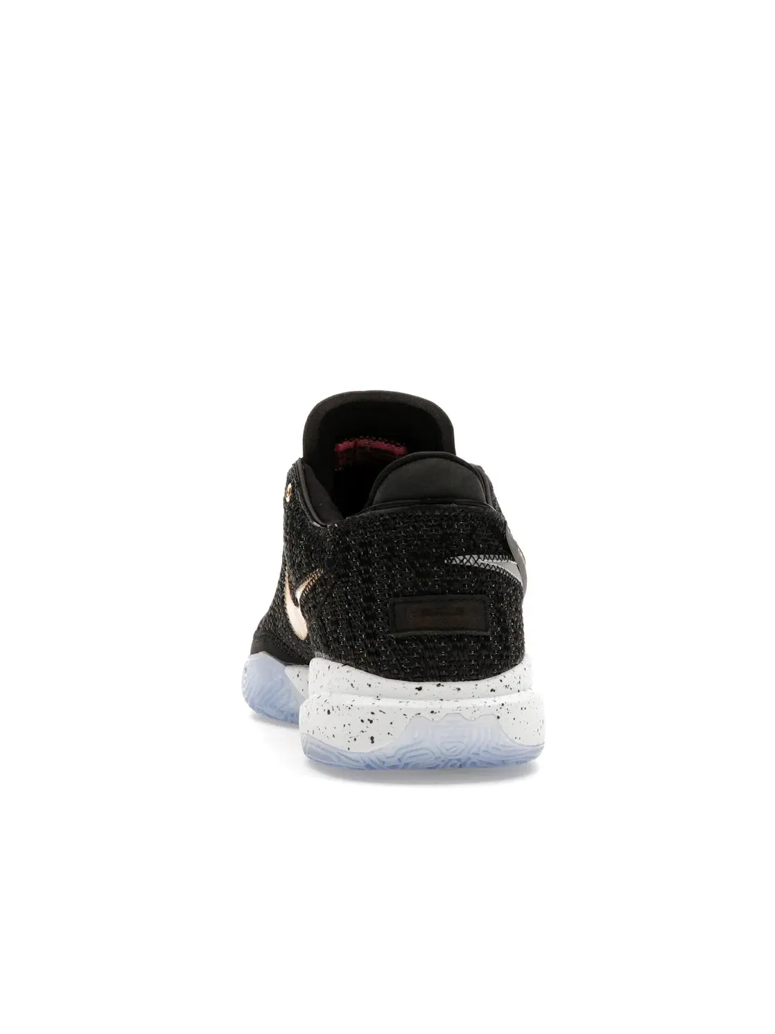 Мужские кроссовки для баскетбола с золотыми акцентами Nike LeBron 20 — изображение 4 из 4
