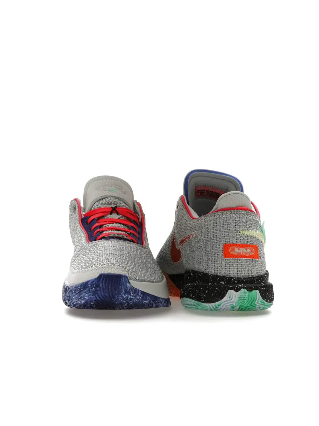 Мужские кроссовки для бега с амортизацией Nike LeBron 20 — изображение 4 из 4