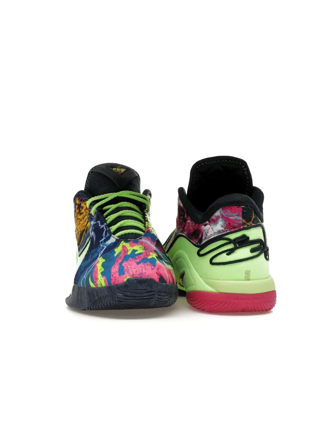Мужские кроссовки для баскетбола Nike LeBron 22 — изображение 2 из 4