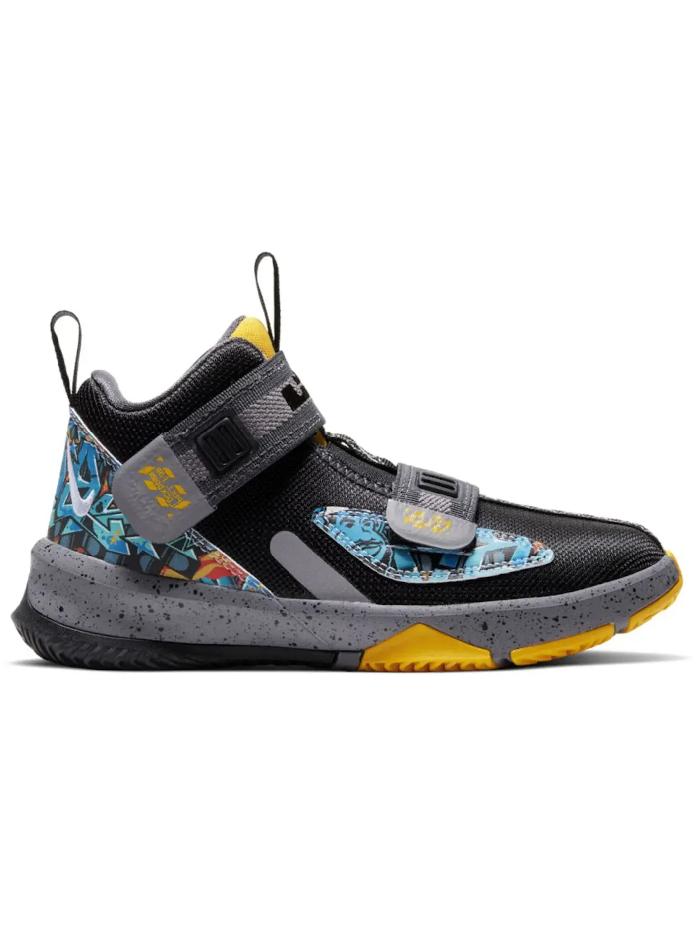 Детские кроссовки для мальчиков баскетбольные Nike LeBron Soldier 13 — изображение 1 из 1, черный/золотистый