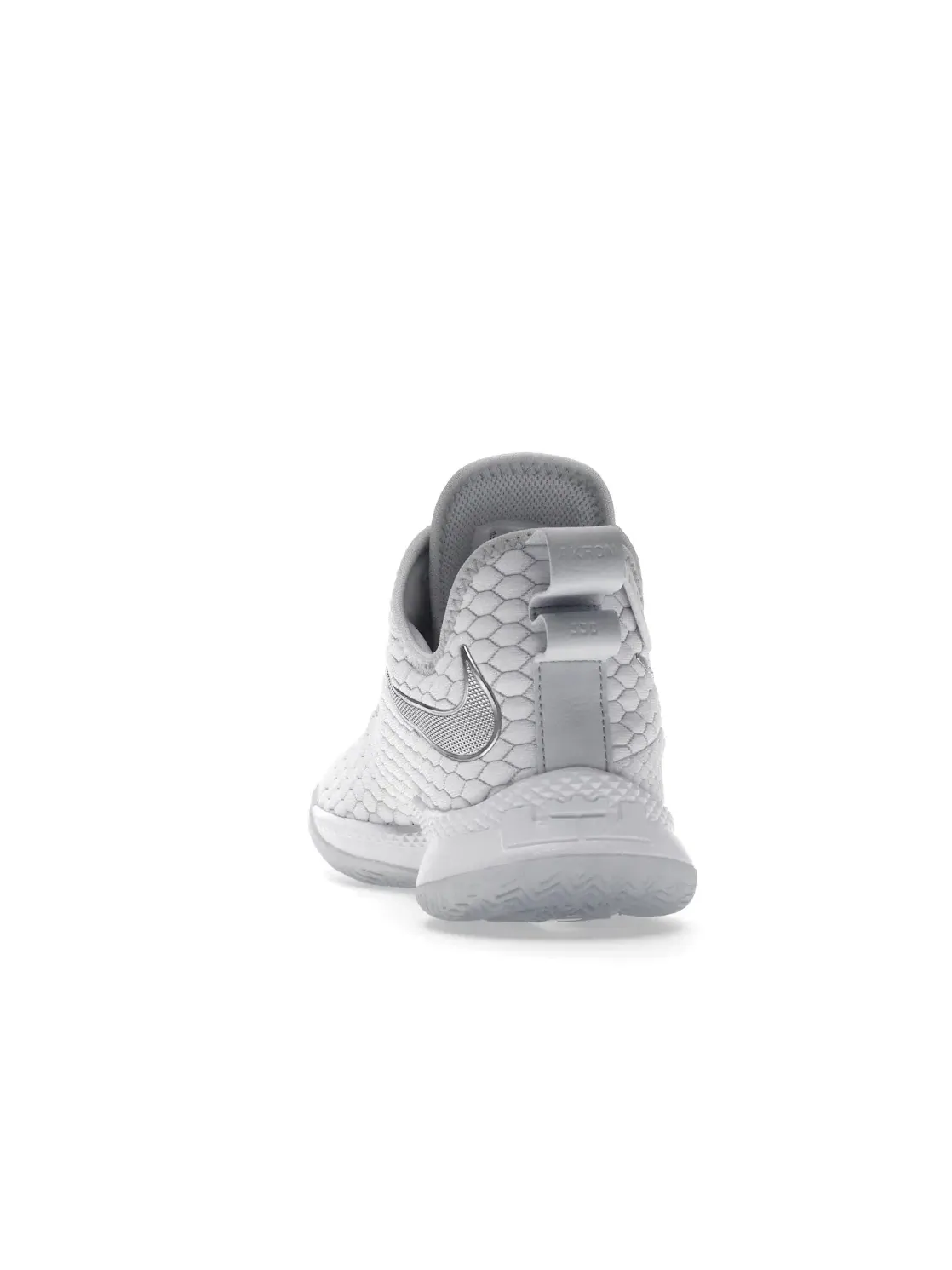 Мужские кроссовки Nike LeBron Witness 3 — изображение 4 из 4, белый/платиновый/серый