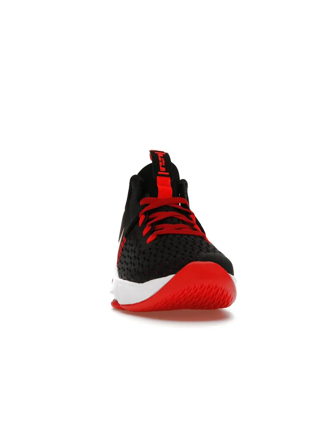 Мужские кроссовки для баскетбола Nike LeBron Witness 5 — изображение 2 из 4