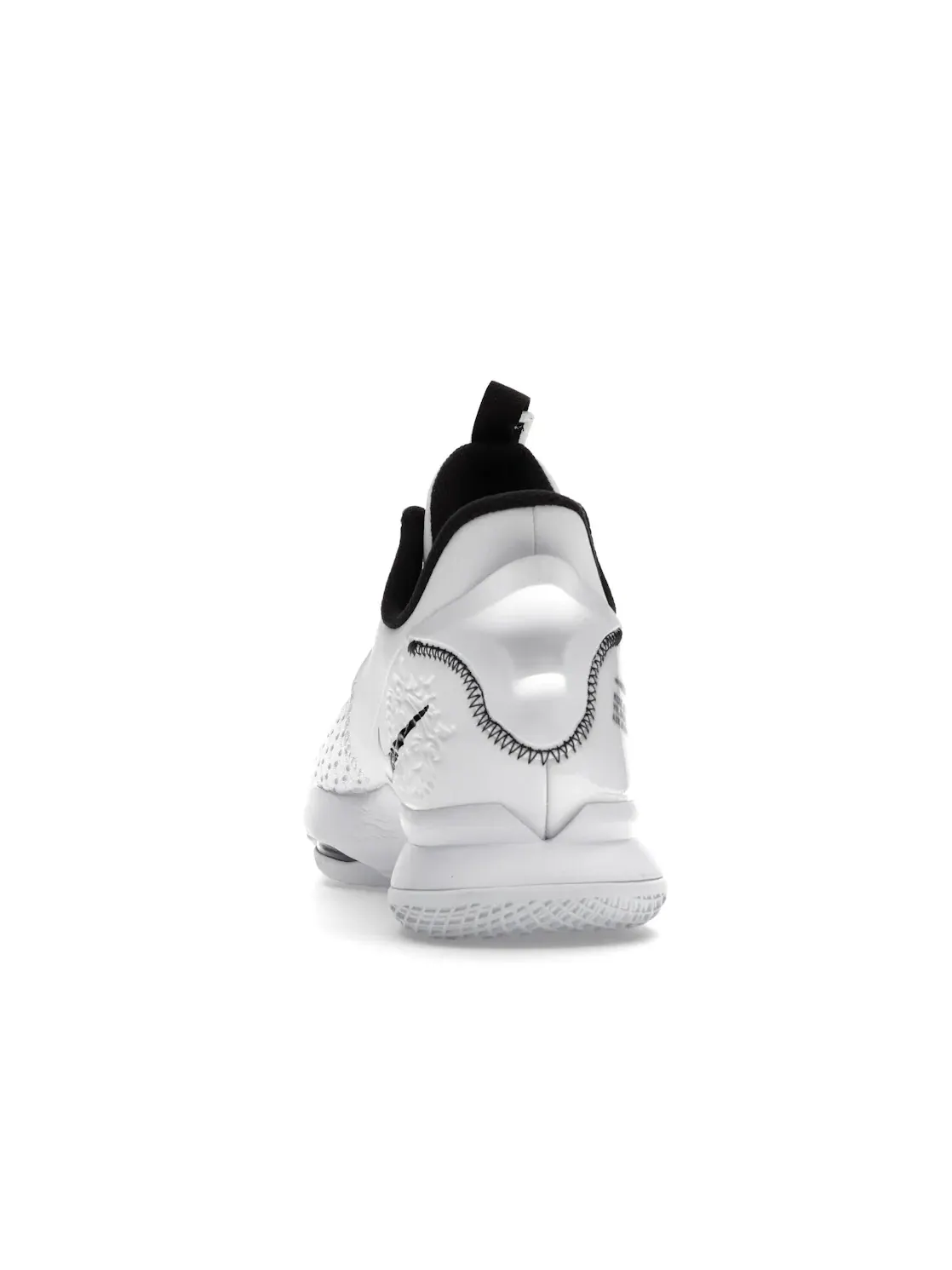 Мужские кроссовки для баскетбола с амортизацией Nike LeBron Witness 5 — изображение 4 из 4, белый/черный
