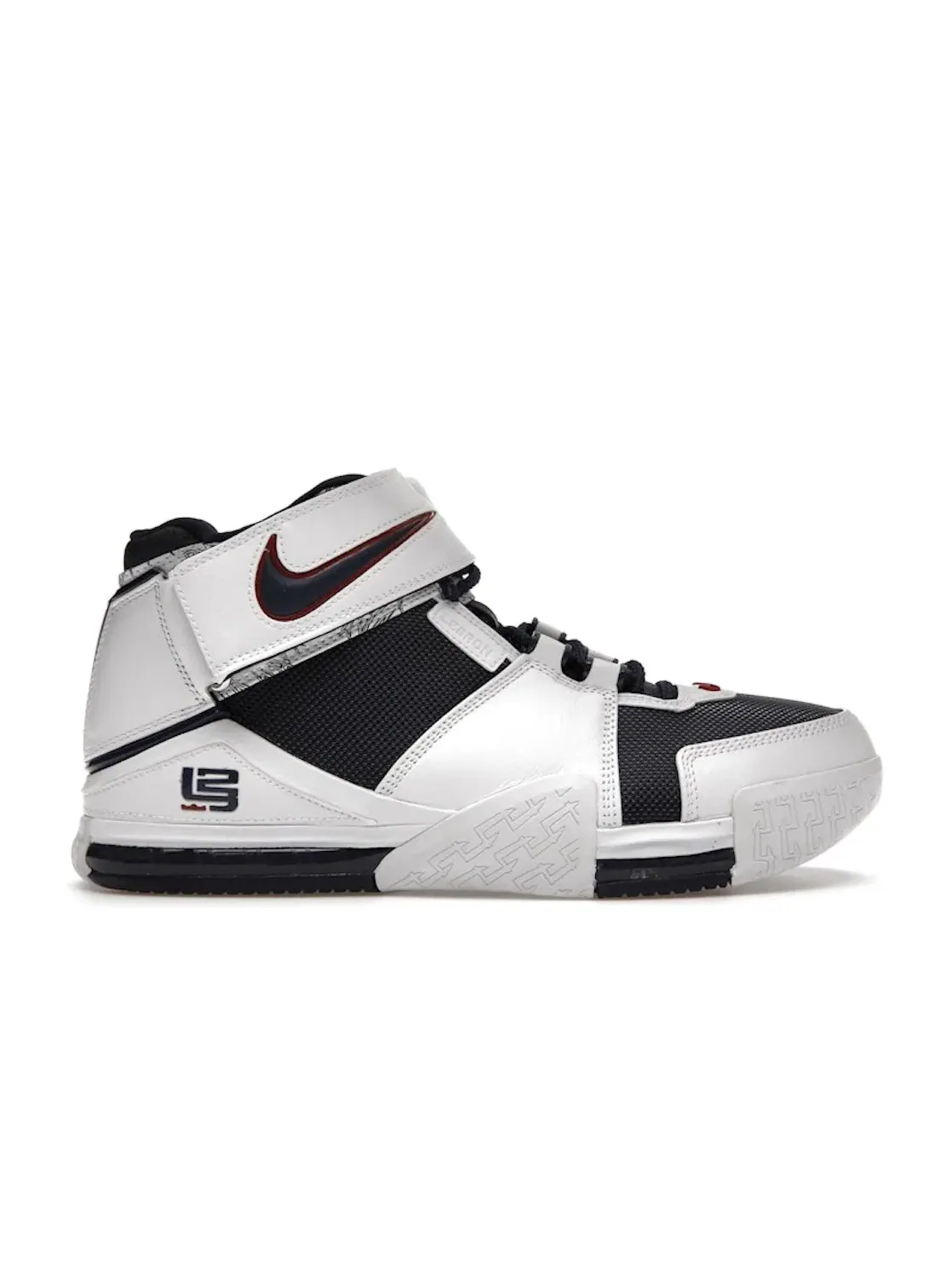 Мужские баскетбольные кроссовки с патруотическим принтом Nike LeBron Zoom 2 — изображение 1 из 4