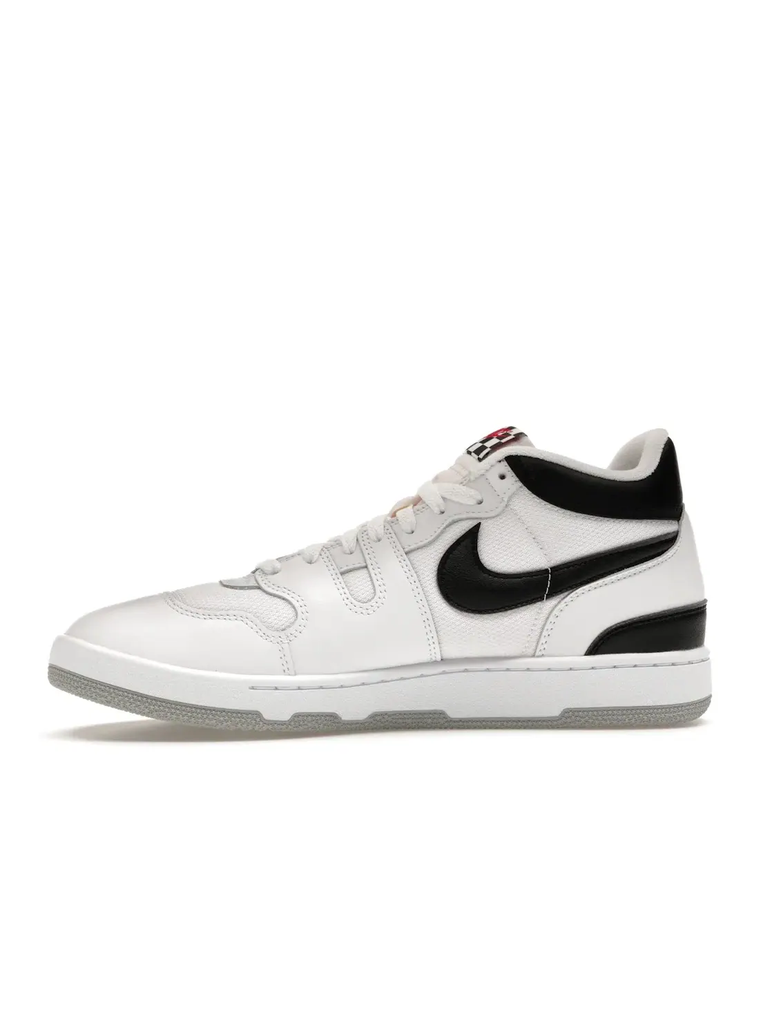 Мужские кроссовки с белой кожаной отделкой Nike Mac Attack SQ SP — изображение 3 из 4, белый/черный/белый