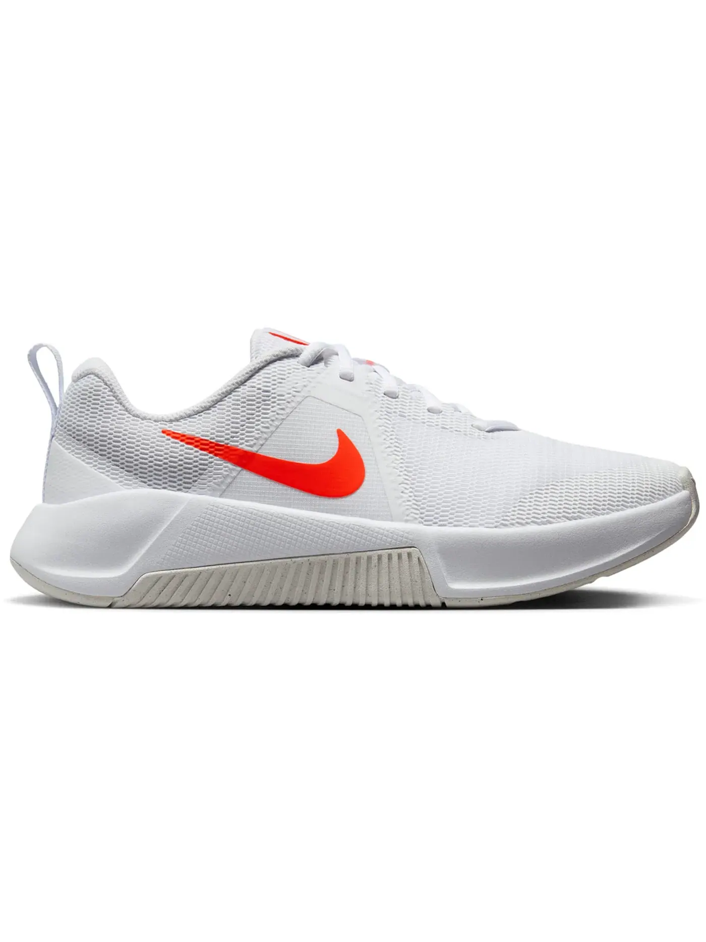 Женские кроссовки для тренировок Nike MC Trainer 3 Nike — изображение 1 из 1, белый//яркий