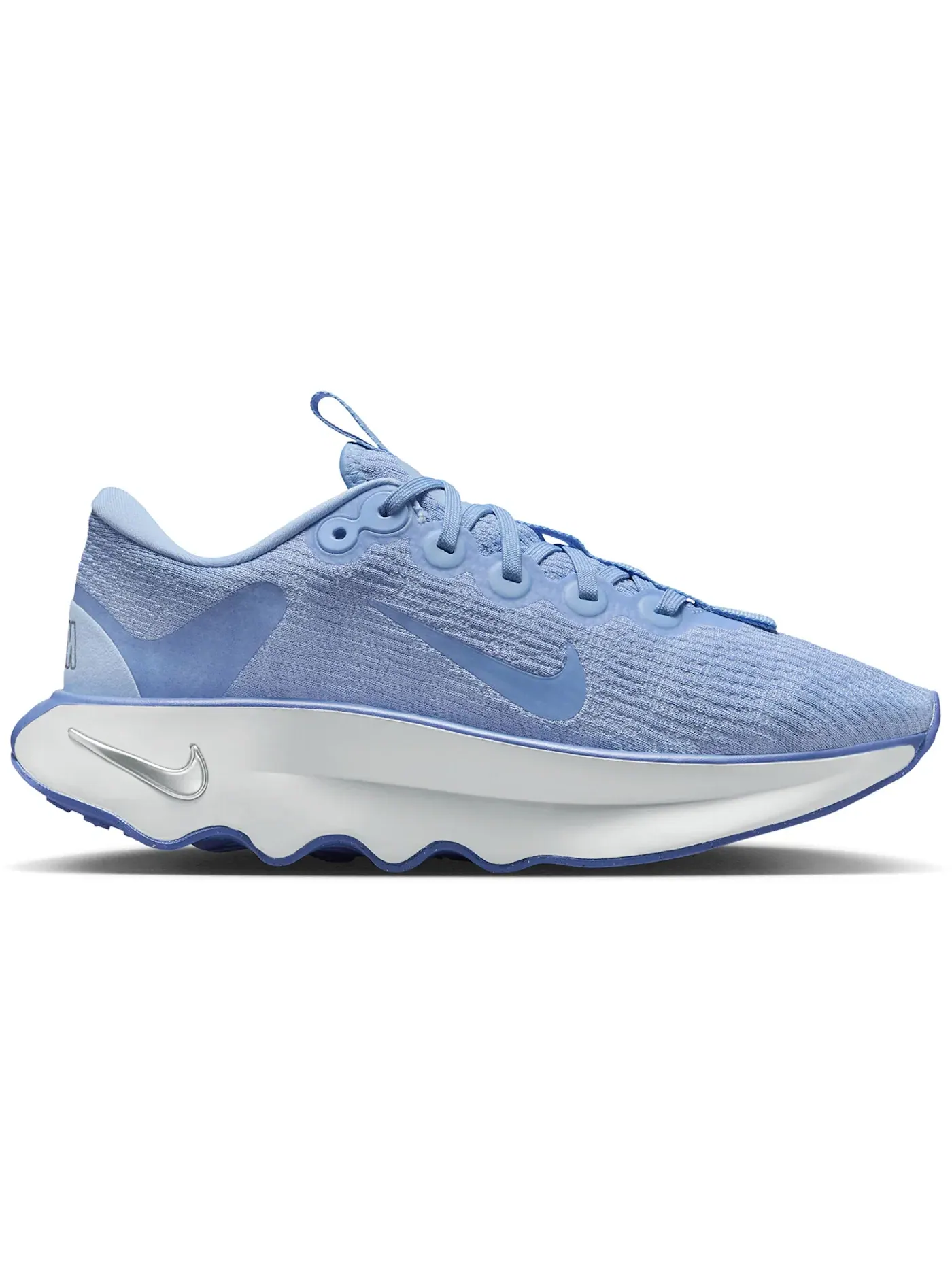 Женские кроссовки Lifestyle Nike Motiva Nike — изображение 1 из 1, металлик серебристый