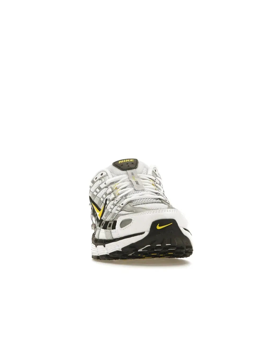 Женские кроссовки Lifestyle Nike P-6000 — изображение 2 из 4