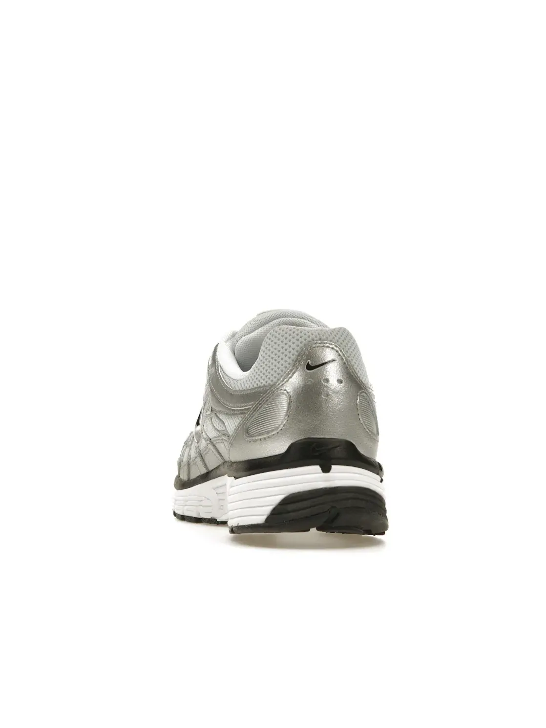 Женские кроссовки ретро-стиля Nike P-6000 — изображение 4 из 4