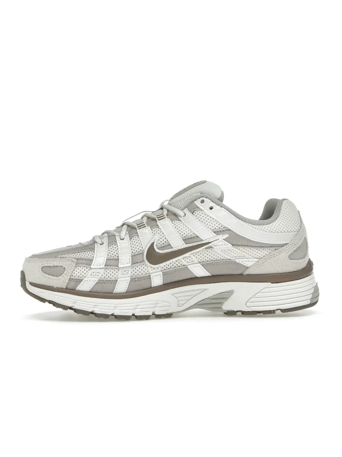 Женские кроссовки Lifestyle с нейтральной цветовой гаммой Nike P-6000 — изображение 3 из 4