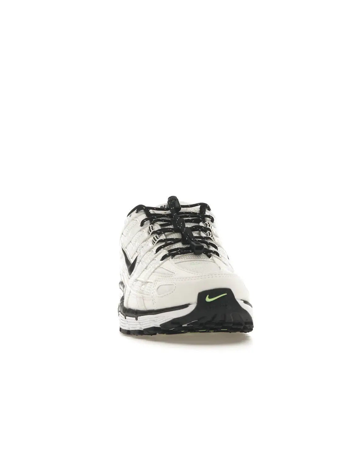 Женские кроссовки Lifestyle Nike P-6000 — изображение 2 из 4, серебристый черный