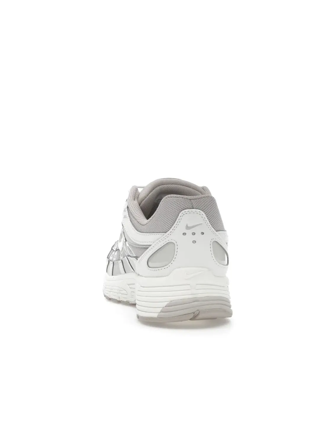 Женские кроссовки Lifestyle Nike P-6000 — изображение 4 из 4, кремовый/светлый