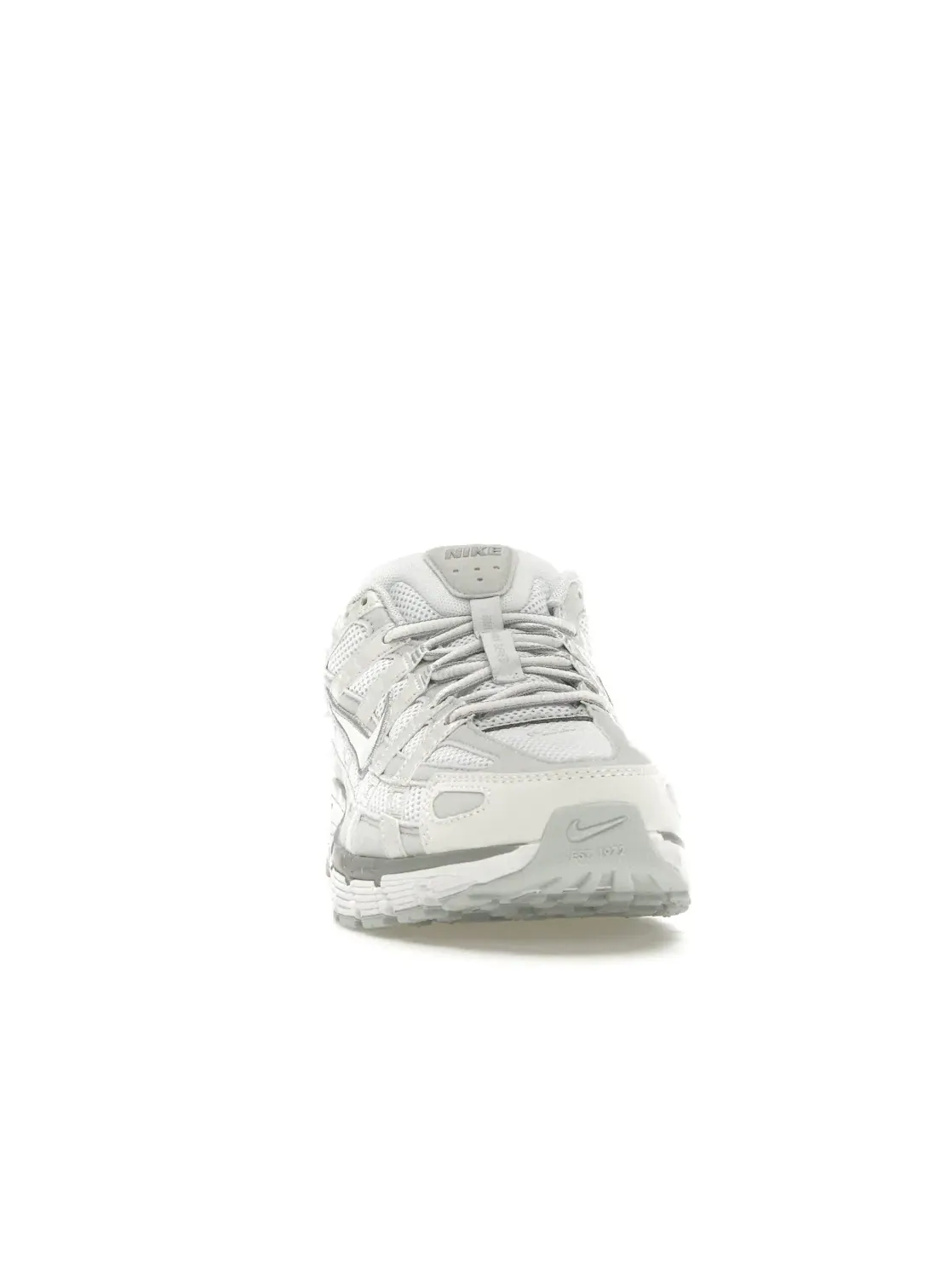Женские кроссовки с вдохновленным дизайном 2000-х Nike P-6000 Nike — изображение 2 из 4