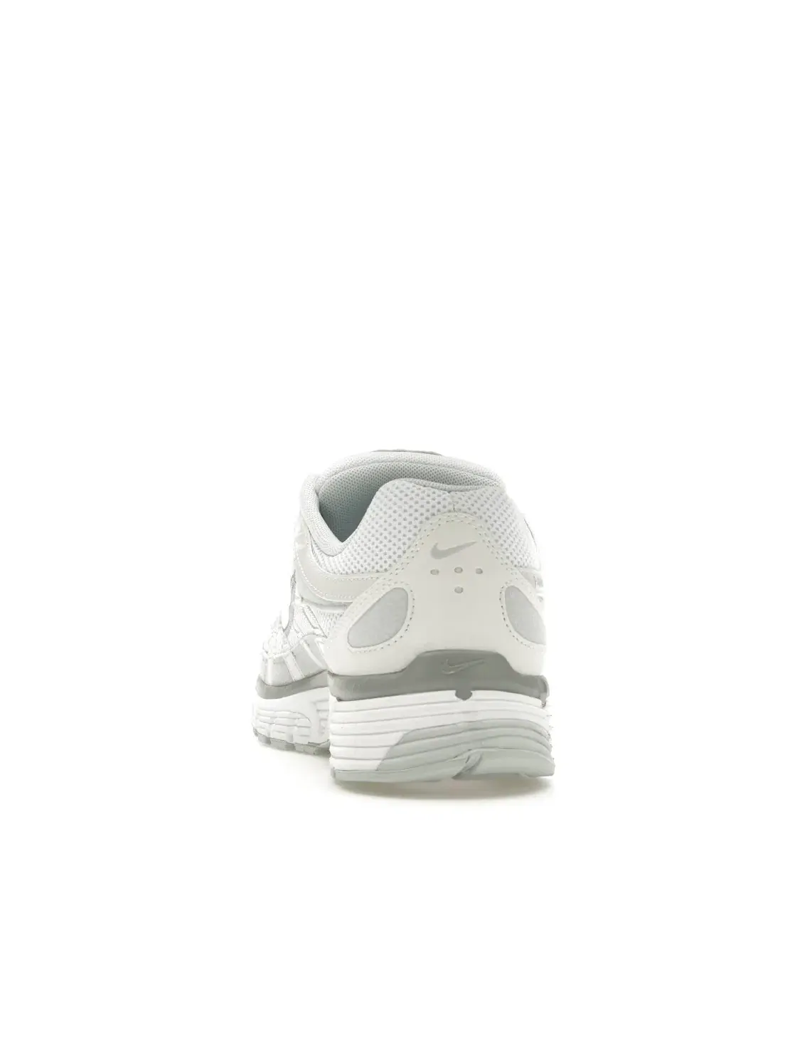Женские кроссовки с вдохновленным дизайном 2000-х Nike P-6000 Nike — изображение 4 из 4